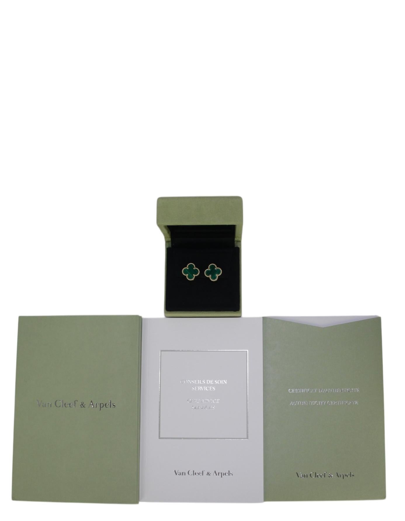 Pendientes Alhambra Vintage Van Cleef & Arpels Oro Amarillo 18K/Malaquita Verde

Año de producción: 2024
Fabricado en: Francia
Materiales:  Malaquita verde y oro amarillo de 18 quilates
Sellos: VCA 750, número de serie
Cierre/Apertura: Clip