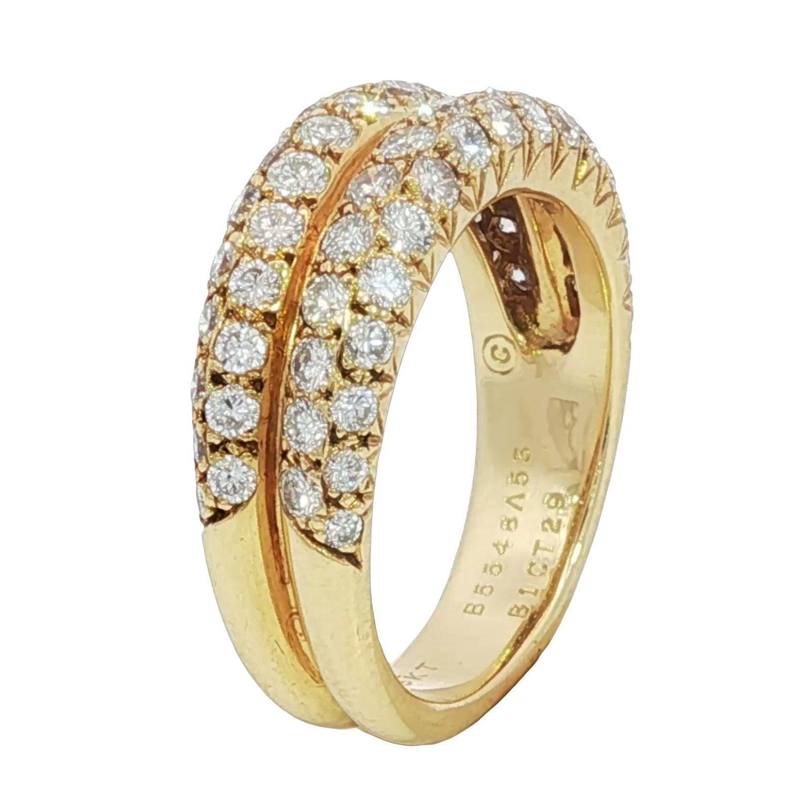 Anillo Pavé de Diamantes Van Cleef & Arpels 18K Oro Amarillo Francés ~1,55ctw

Este elegante anillo de oro amarillo de 18k presenta 1,55 quilates de diamantes blancos talla redonda, meticulosamente engastados en dos filas paralelas para un diseño