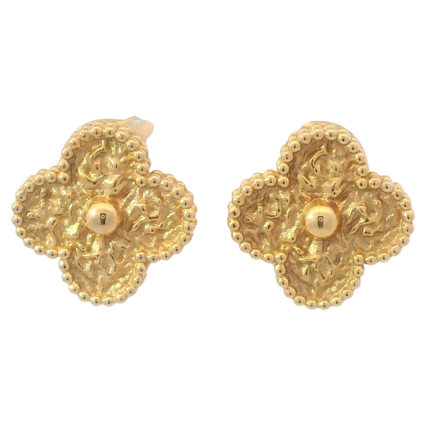 Van Cleef & Arpels 18k Rose Gold Hammered Single Motif Stud Earrings In Stock