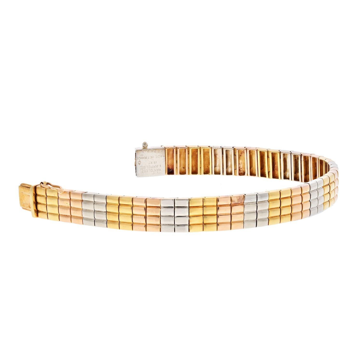 Van Cleef & Arpels Bracelet à maillons plats en or tricolore 18 carats et poli Pour femmes en vente