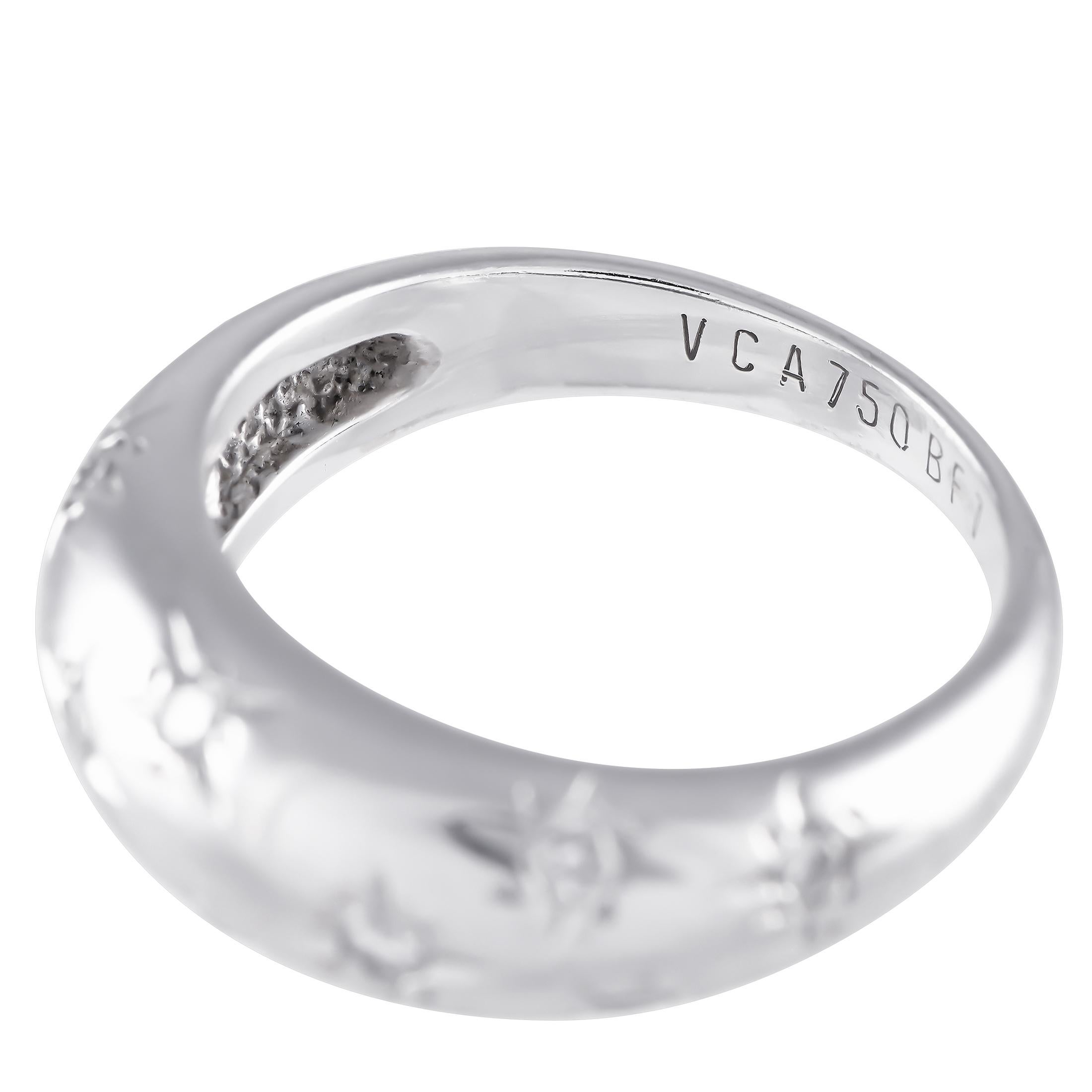 Van Cleef & Arpels 18K White Gold 0.25ct Diamond Star Dome Ring In Excellent Condition In Southampton, PA
