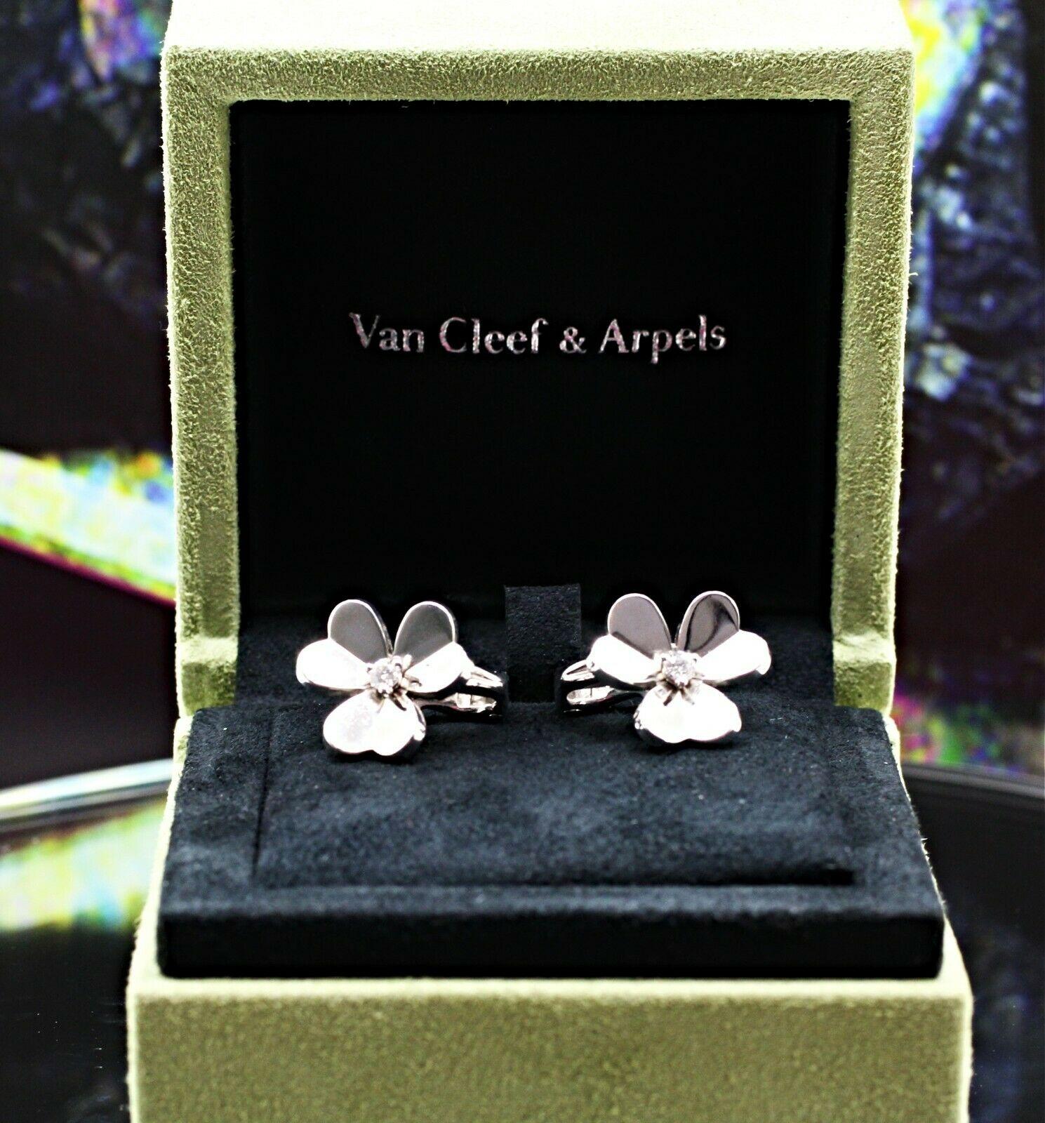 Modern Van Cleef & Arpels 18 Karat White Gold Diamond Flower Earrings
