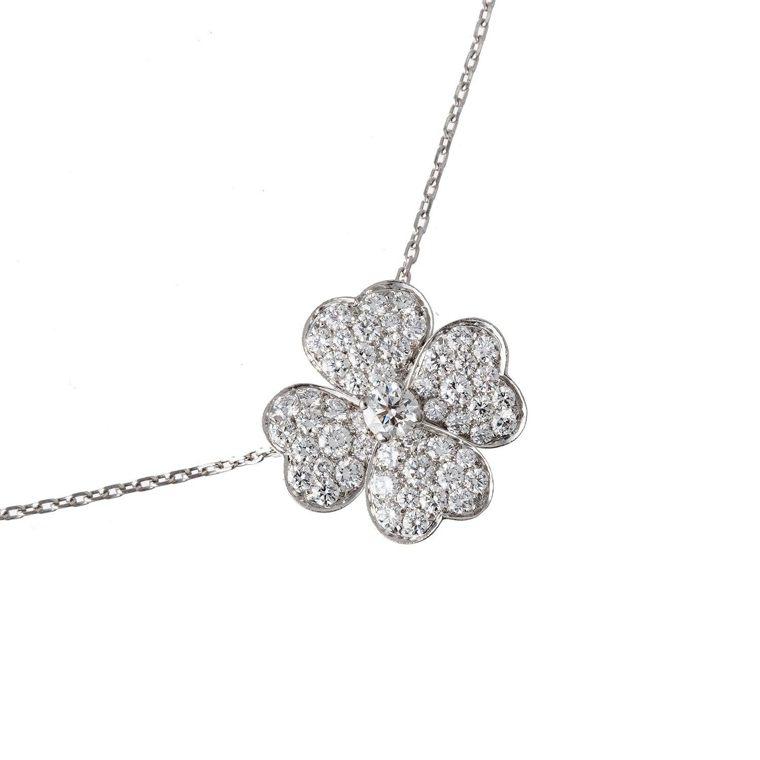 Taglio brillante Van Cleef & Arpels - Spilla con ciondolo a forma di piccolo cosmo in oro bianco 18 ct. in vendita