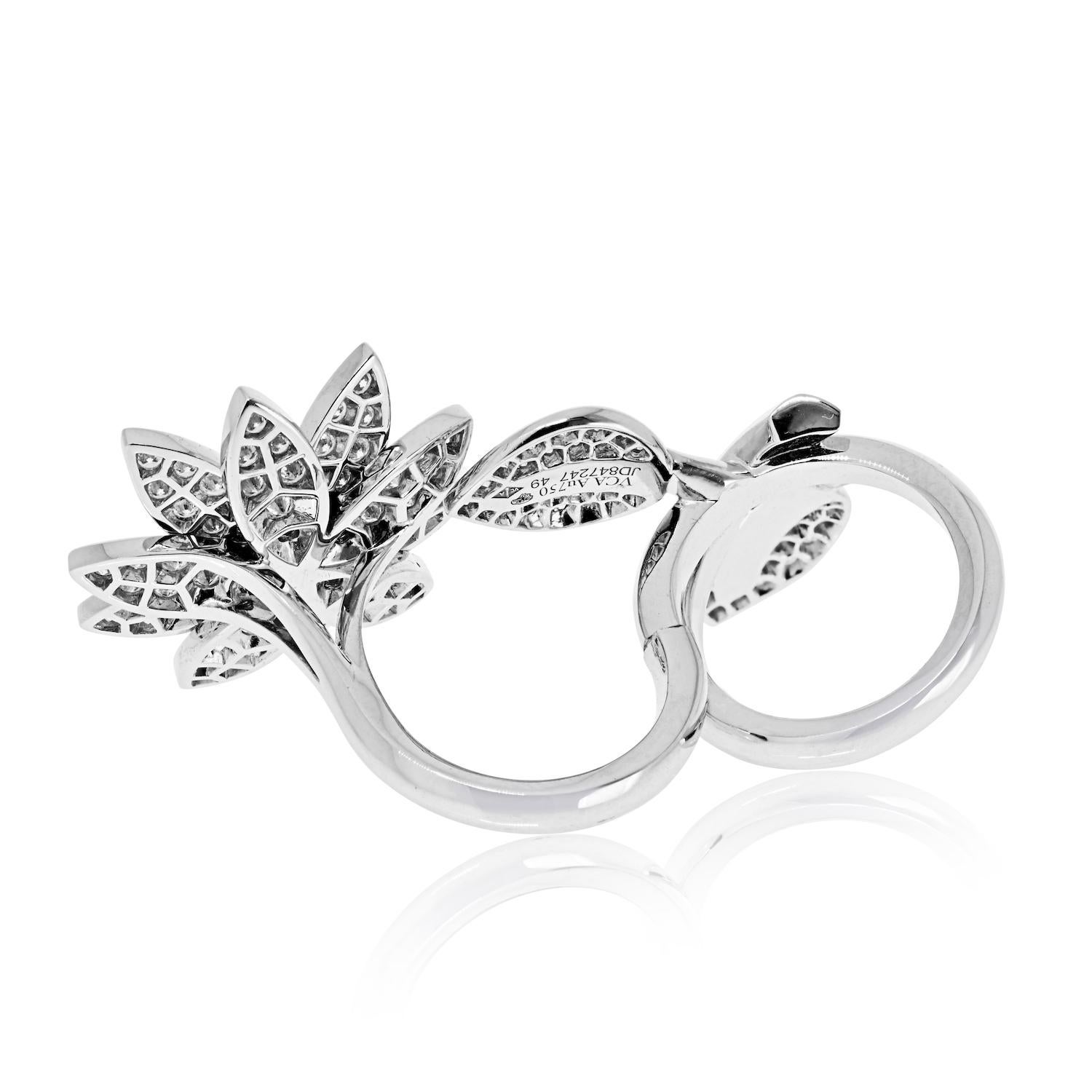 Anillo Loto Entre Los Dedos Van Cleef & Arpels Oro Blanco 18K Corte redondo en venta