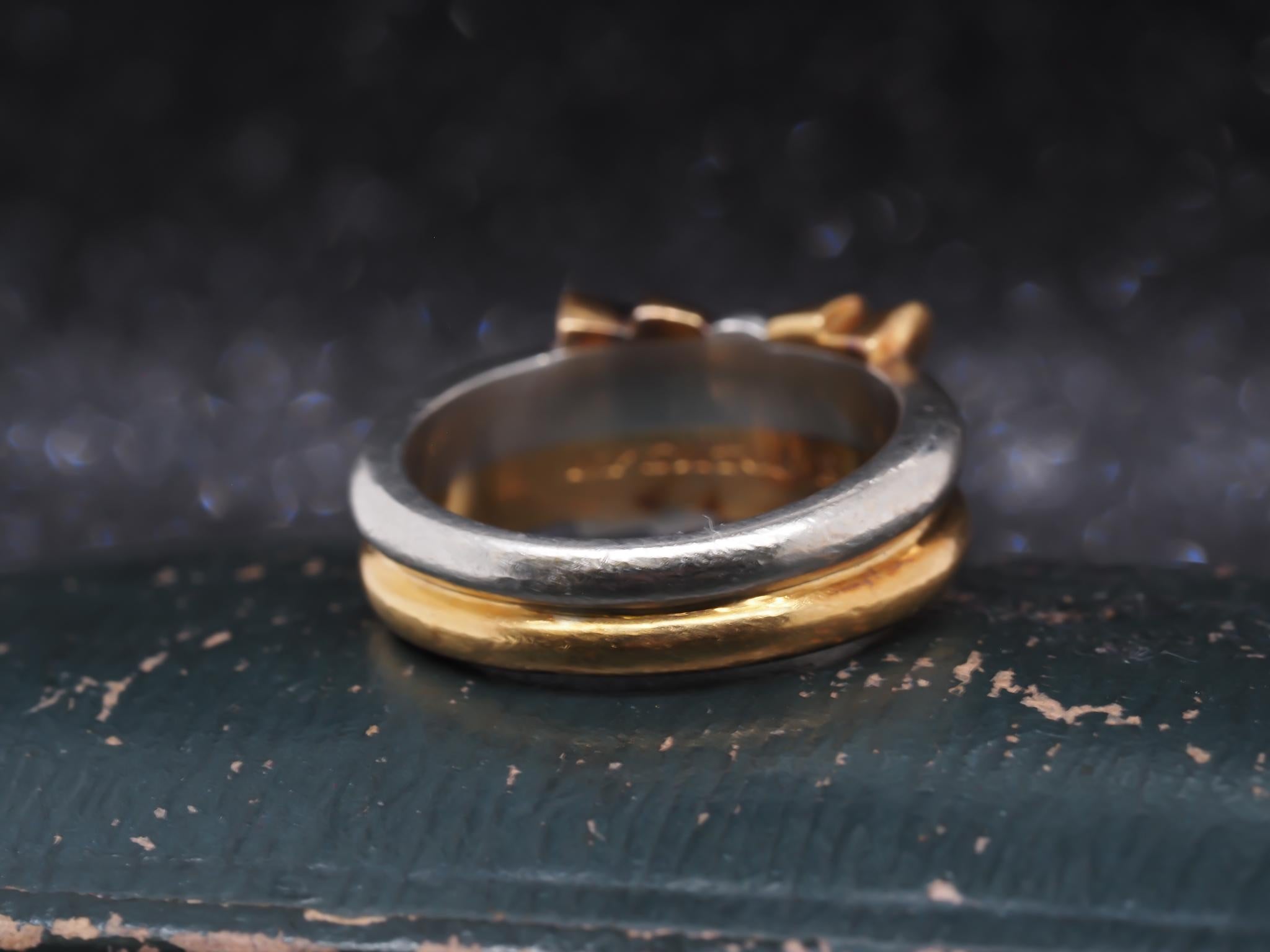 Van Cleef & Arpels 18K Yellow and White Gold Vintage Ring For Sale 3