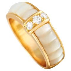 Van Cleef & Arpels 18K Yellow Gold 0.15 Ct Diamond and Mother of Pearl Ring