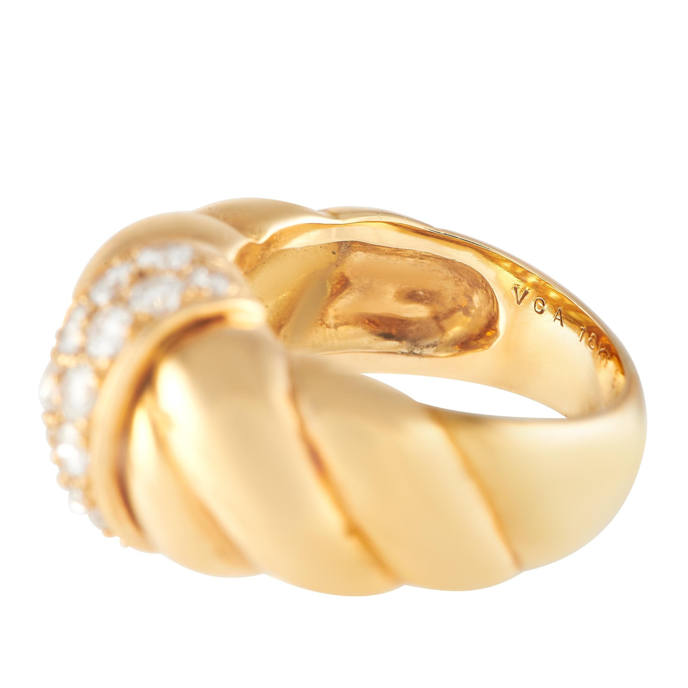 Van Cleef & Arpels: 18 Karat Gelbgold Ring mit 0,75 Karat Diamanten im Croissant-Design im Zustand „Hervorragend“ in Southampton, PA