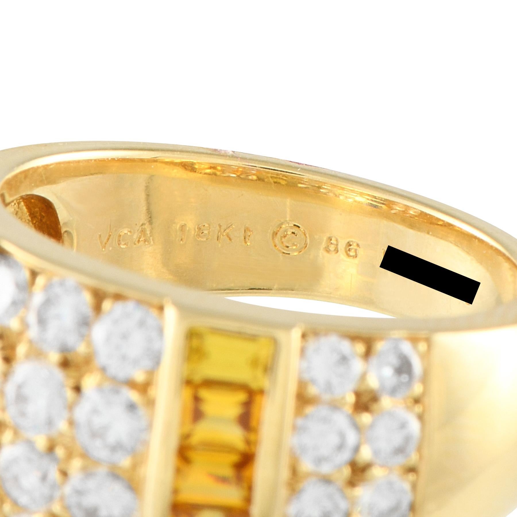 Van Cleef & Arpels 18K Yellow Gold 1.45ct Diamond and Sapphire Ring In Excellent Condition For Sale In Southampton, PA