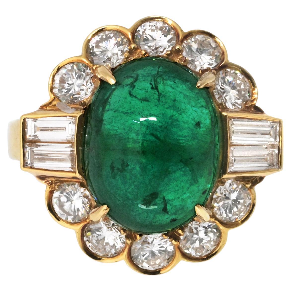 Van Cleef & Arpels, bague en or jaune 18 carats des années 1960, avec émeraude verte et diamants