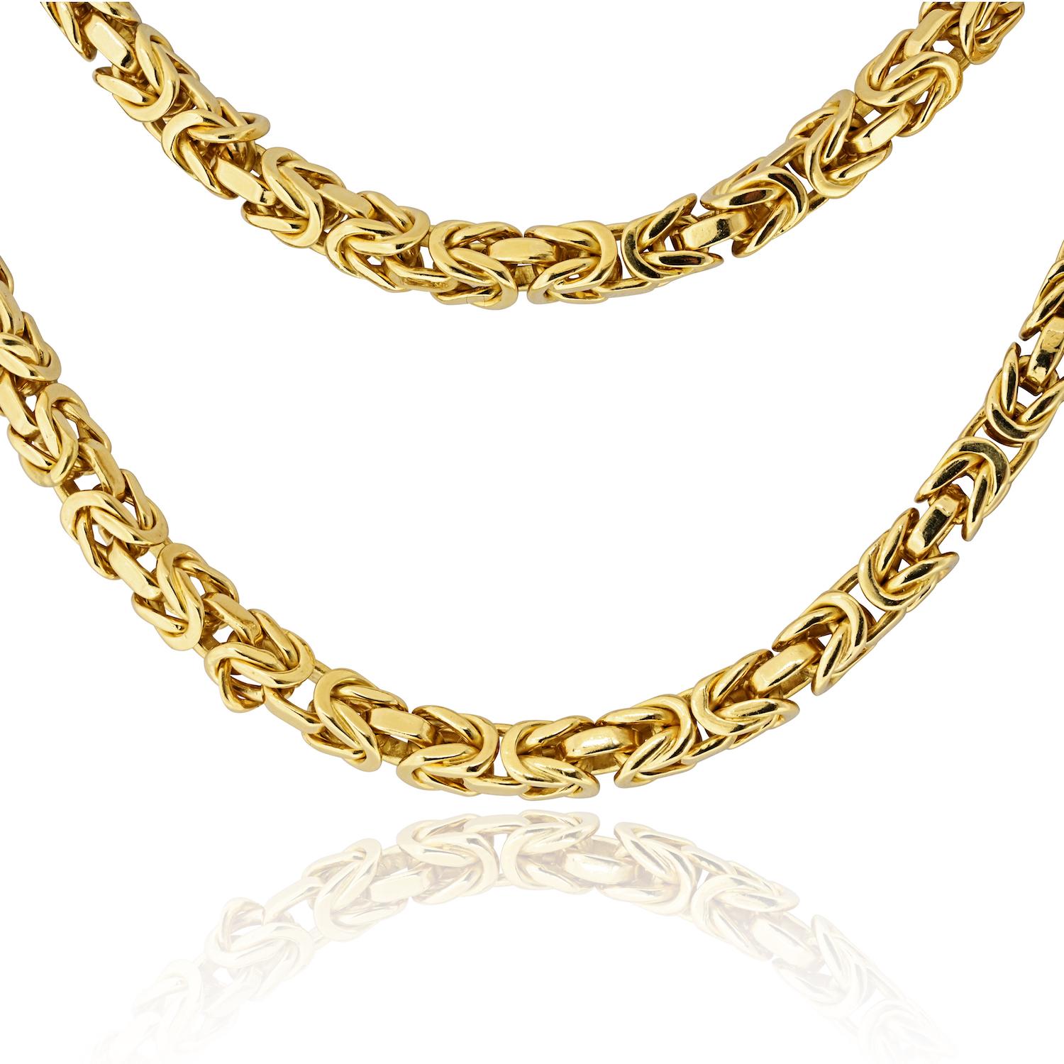 Modern Van Cleef & Arpels 18K Yellow Gold 31 Inches Byzantian Chain Necklace For Sale
