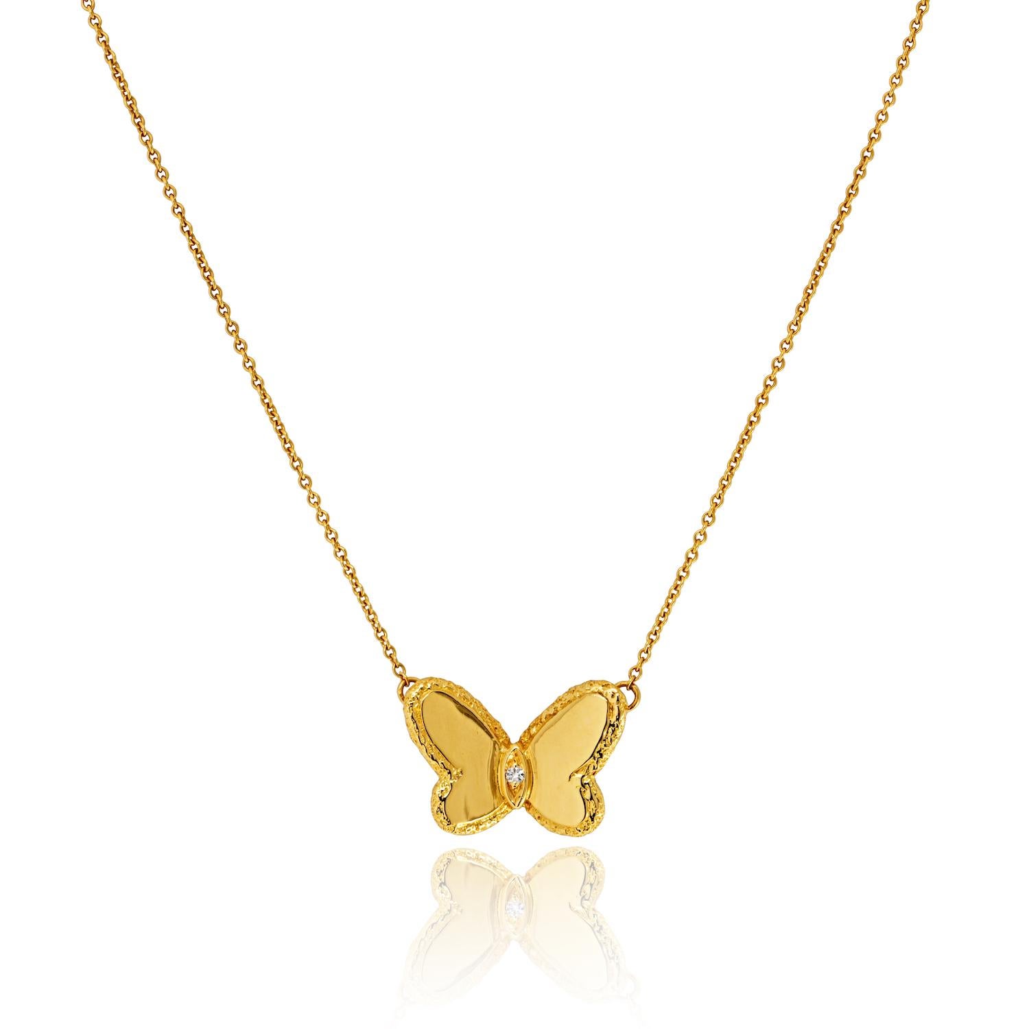 A rare and enchanting creation by Van Cleef & Arpels, this vintage butterfly necklace is meticulously crafted in 18K yellow gold, embodying the Maison’s signature elegance and attention to detail. 

The delicate butterfly motif, rendered entirely in