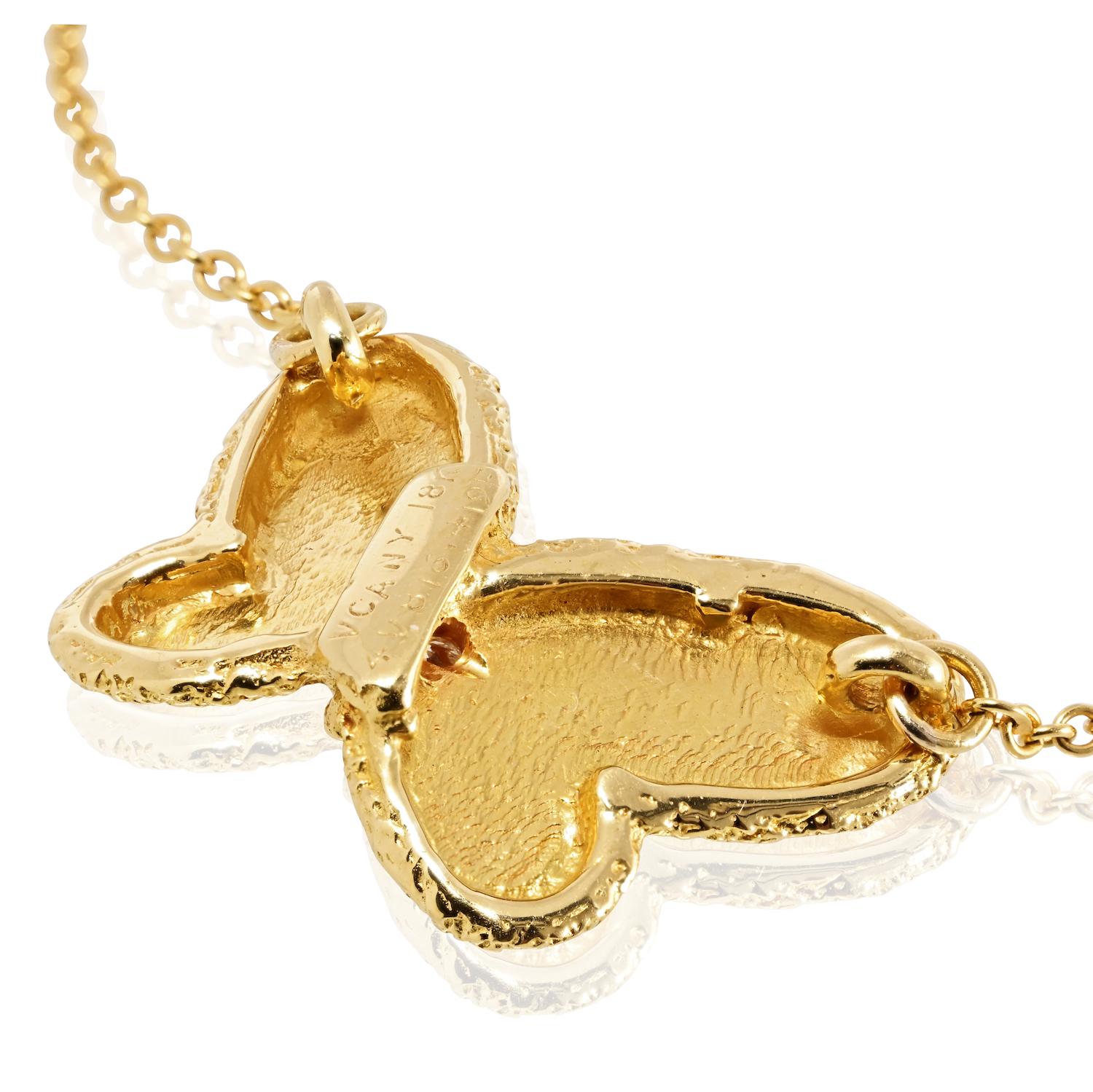Modern Van Cleef & Arpels 18K Yellow Gold All Gold Vintage Butterfly Necklace For Sale