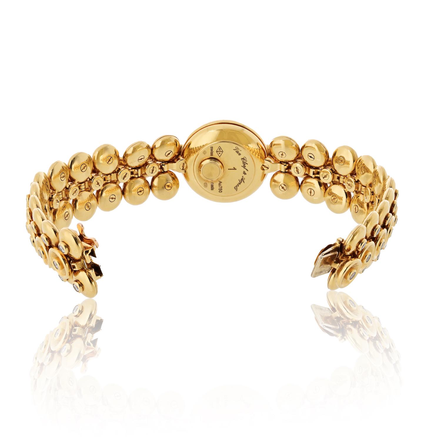 Van Cleef & Arpels Montre Bouton D'or modèle moyen avec cadran en diamants en or jaune 18 carats Excellent état - En vente à New York, NY