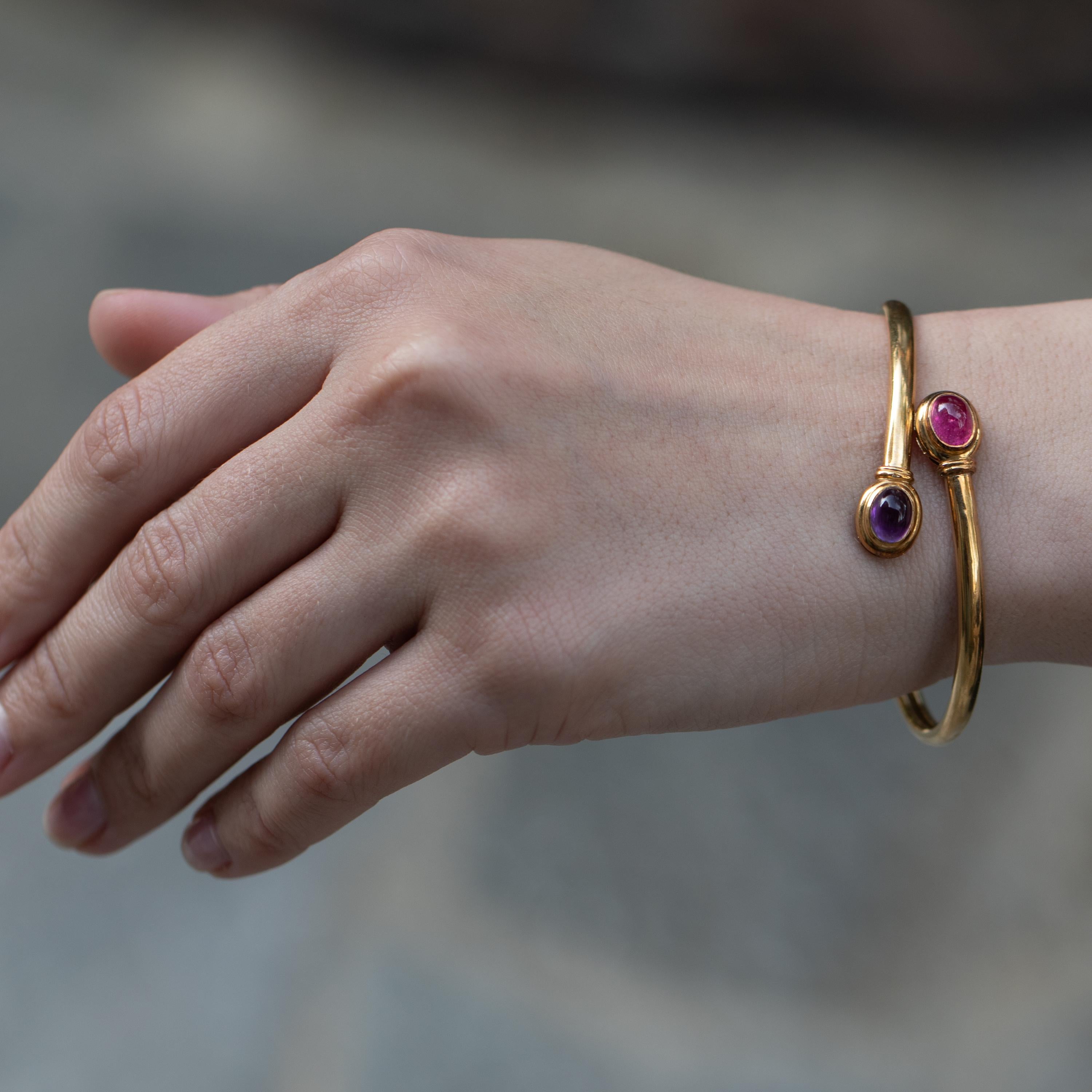 Designer: Van Cleef & Arpels
Metal: 18K Yellow Gold
Gemstones: 1 Carat Pink Tourmaline & 1 Carat Amethyst Bracelet
