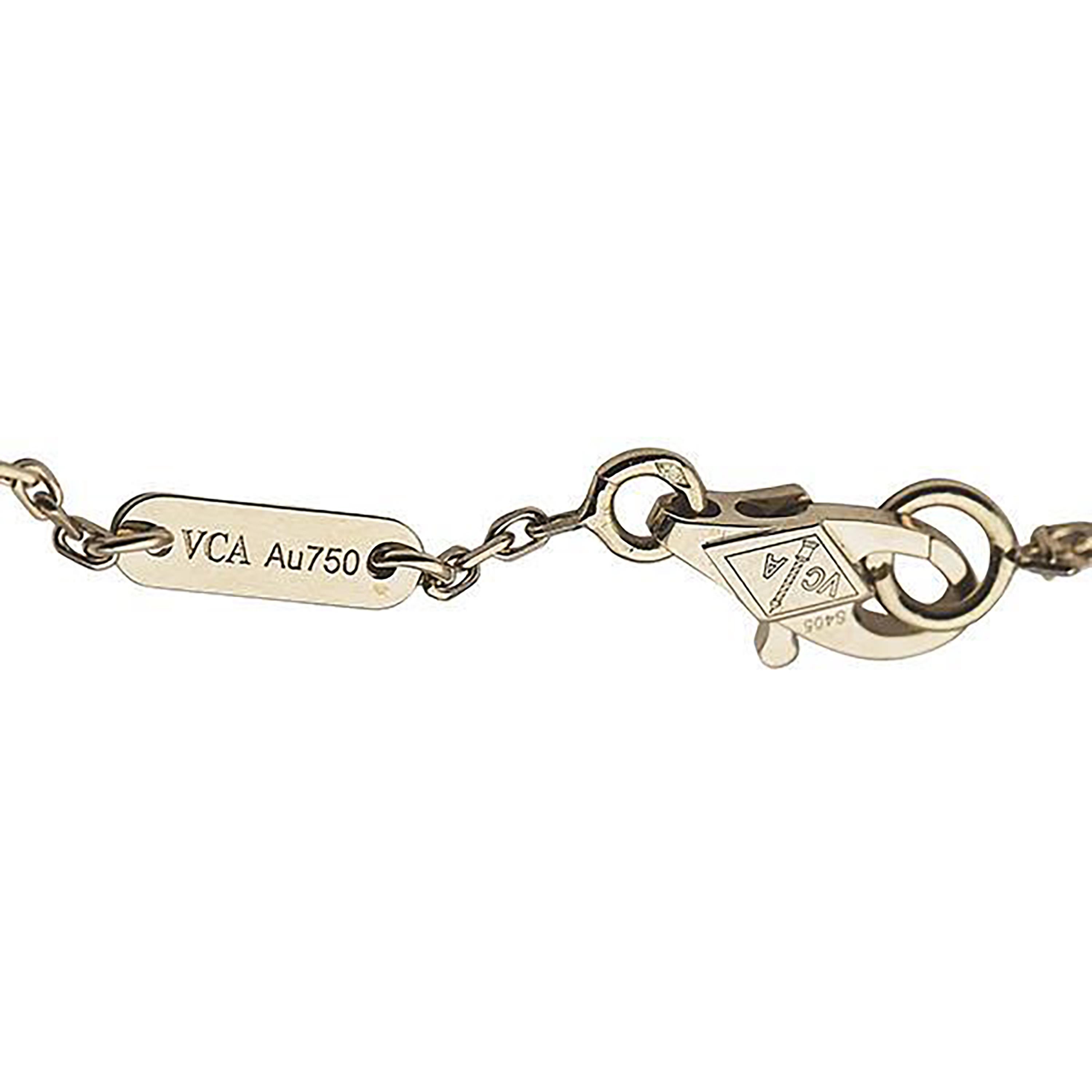 Cabochon Van Cleef & Arpels 18K Yellow Gold Butterflies Mother-of-Pearl Bracelet Preowned For Sale