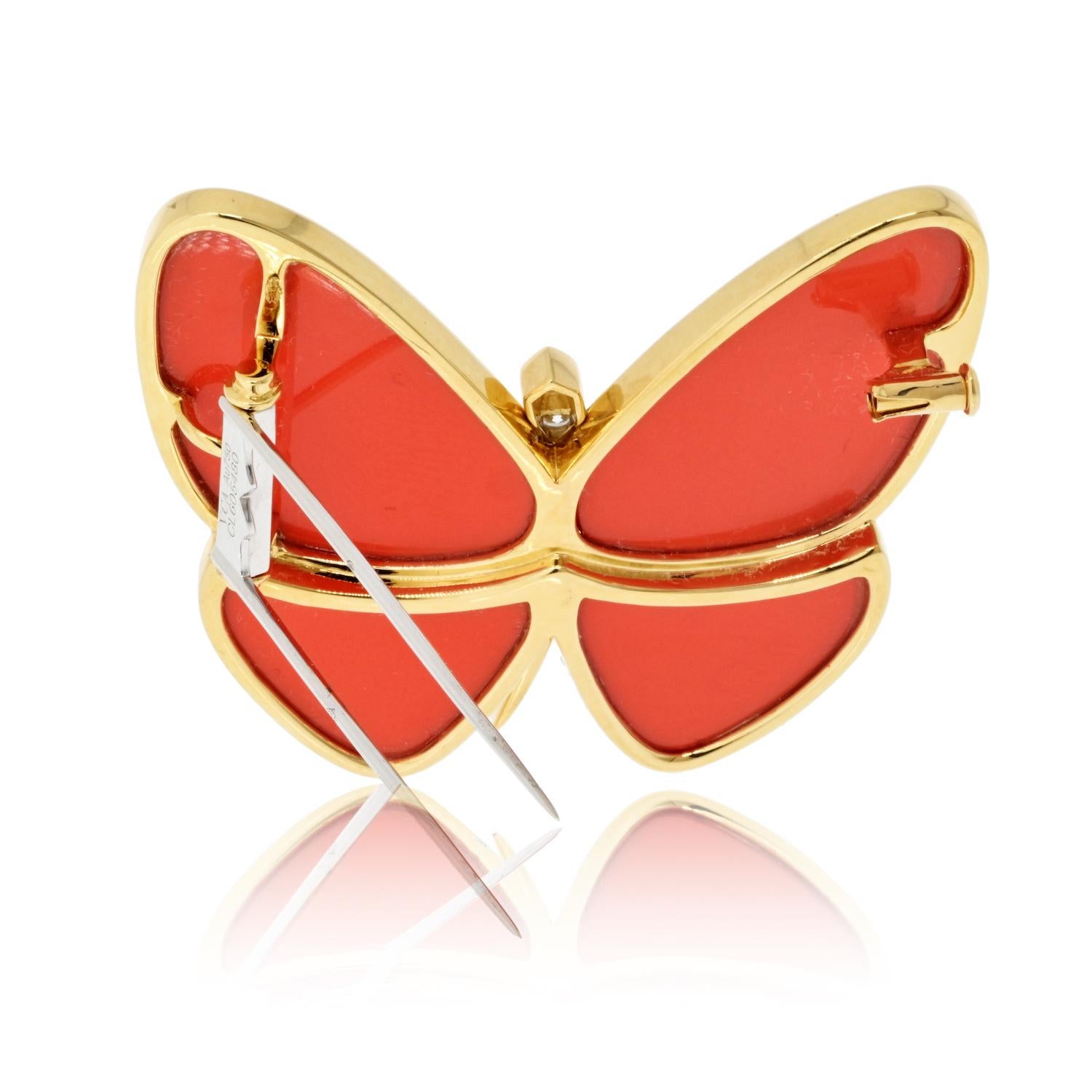Van Cleef & Arpels 18K Yellow Gold Coral Butterfly Brooch In Excellent Condition For Sale In New York, NY