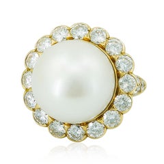 VAN CLEEF & ARPELS 18K Yellow Gold, Diamond and 16 MM South Sea Pearl Ring