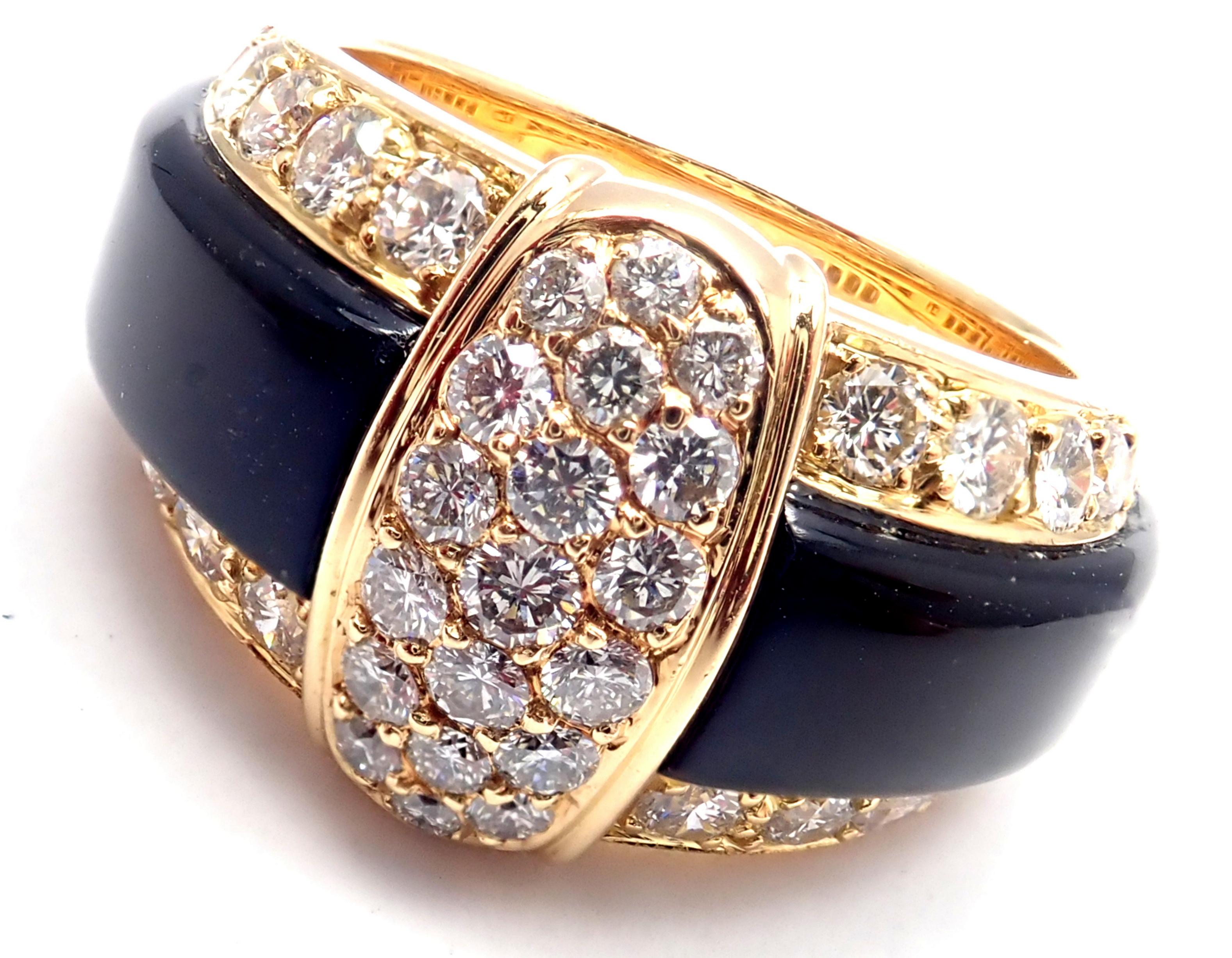 18k Yellow Gold Diamond & Black Onyx Vintage Ring by Van Cleef & Arpels. 
With 43 round brilliant cut diamonds VS1 clarity, G color total weight approx. 1.29ct
Details: 
Ring Size: 6 3/4
Width: 14mm
Weight: 12.3 grams
Stamped Hallmarks: VCA 18k