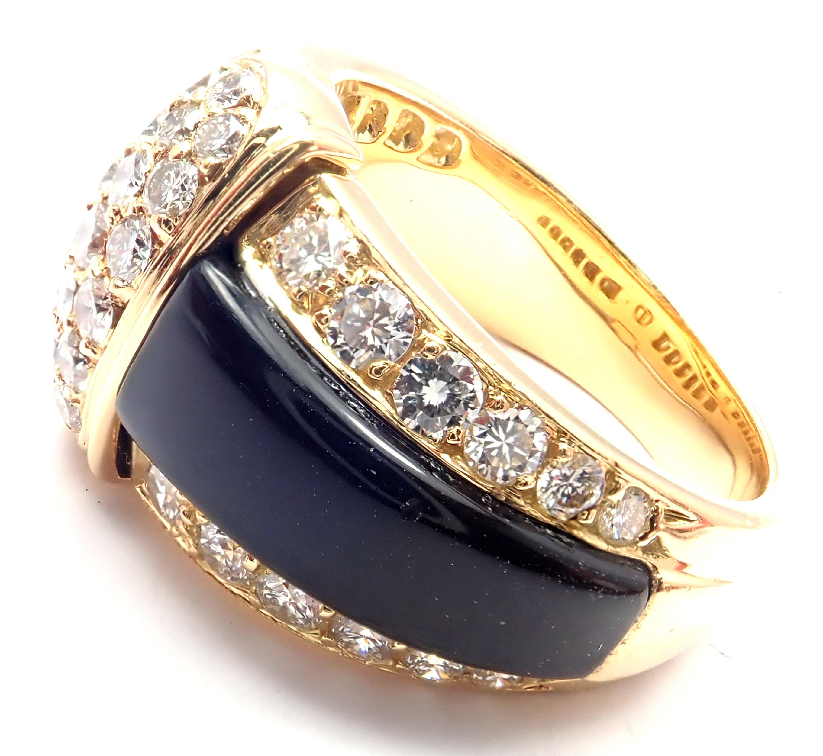 Van Cleef & Arpels 18 Karat Yellow Gold Diamond Black Onyx Band Ring In Excellent Condition In Holland, PA