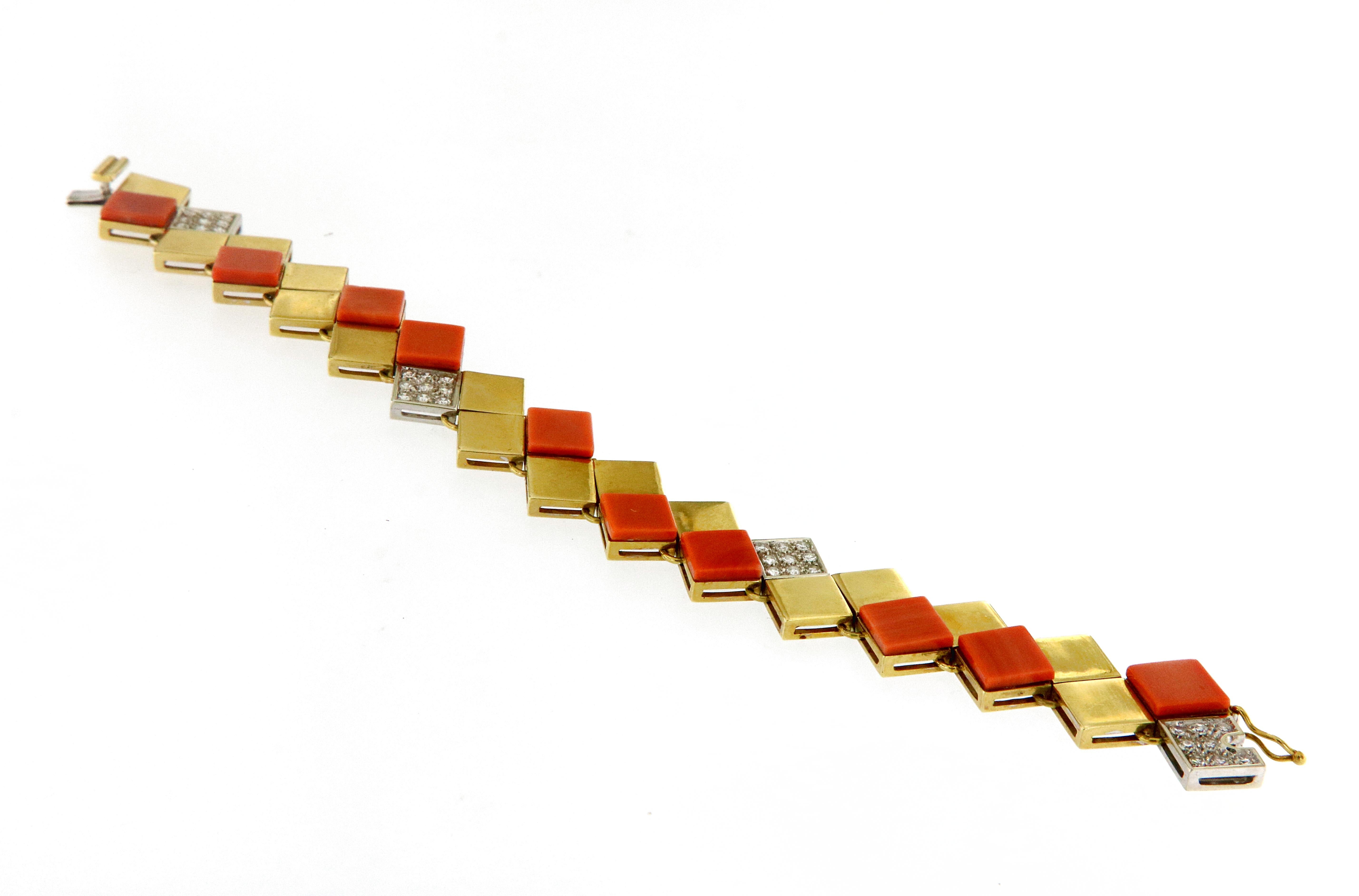 Single Cut Van Cleef & Arpels 18k Yellow Gold Diamond Coral Square Links Bracelet