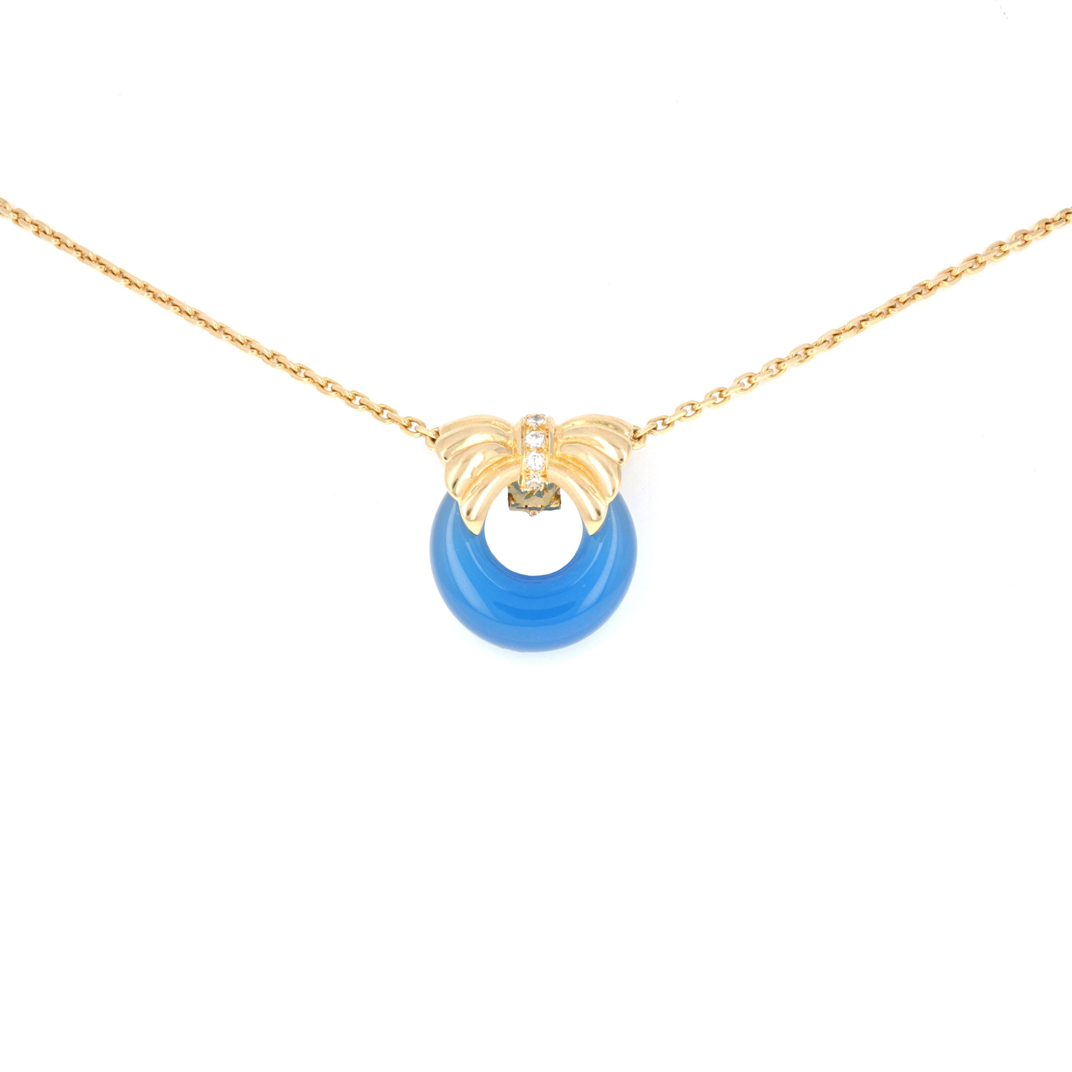 Modern Van Cleef & Arpels 18 Karat Yellow Gold Diamond Interchangable Pendant Necklace