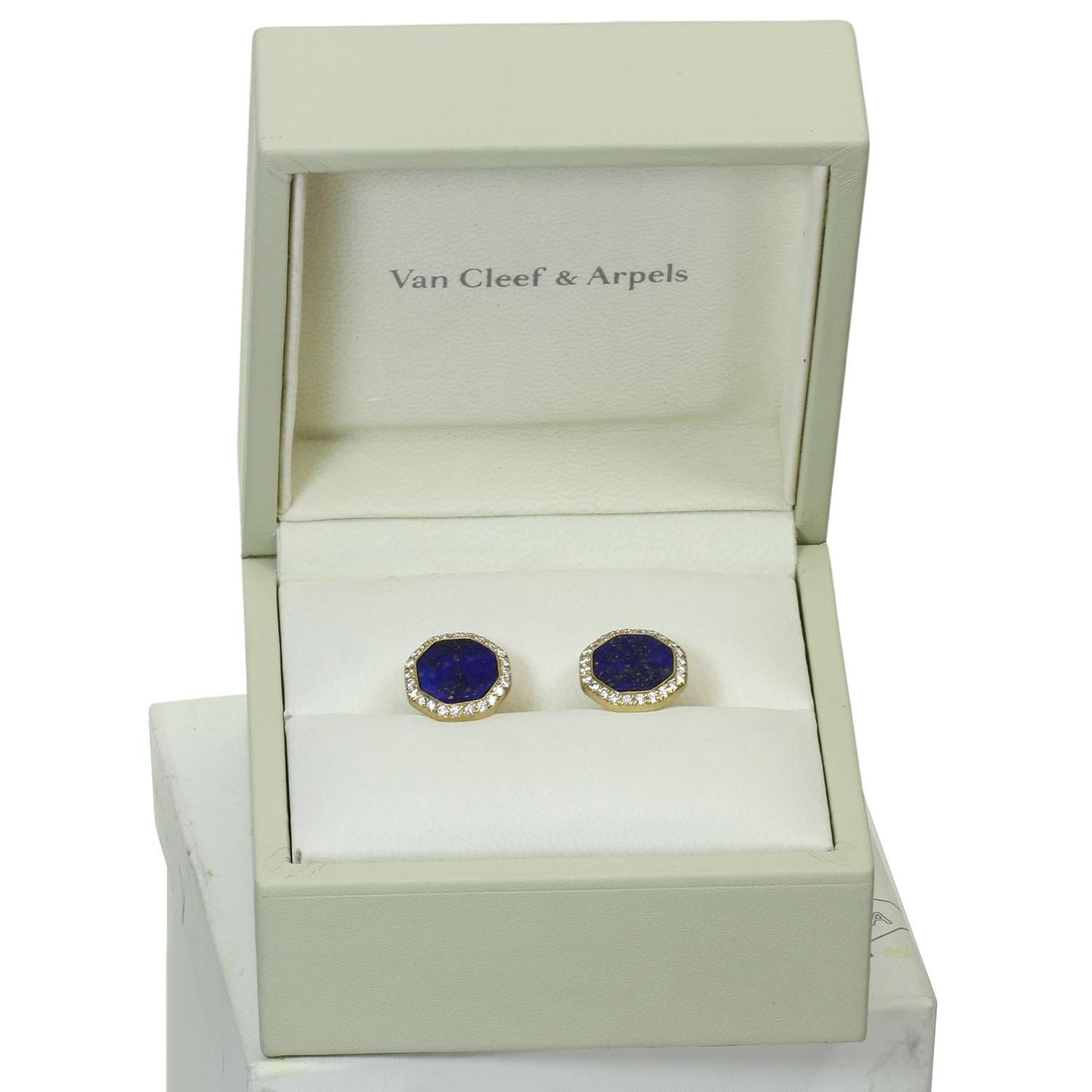 Taille brillant VAN CLEEF & ARPELS Boutons de manchette en or jaune 18 carats, diamants et lapis-lazuli 