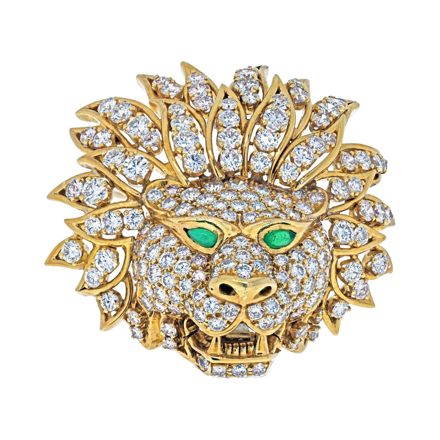 Van Cleef & Arpels 18k Yellow Gold Diamond Lion Head Mask, Emerald Eyes Brooch