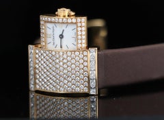 Van Cleef & Arpels 18K Yellow Gold Diamond Mother-of-Pearl Wristwatch
