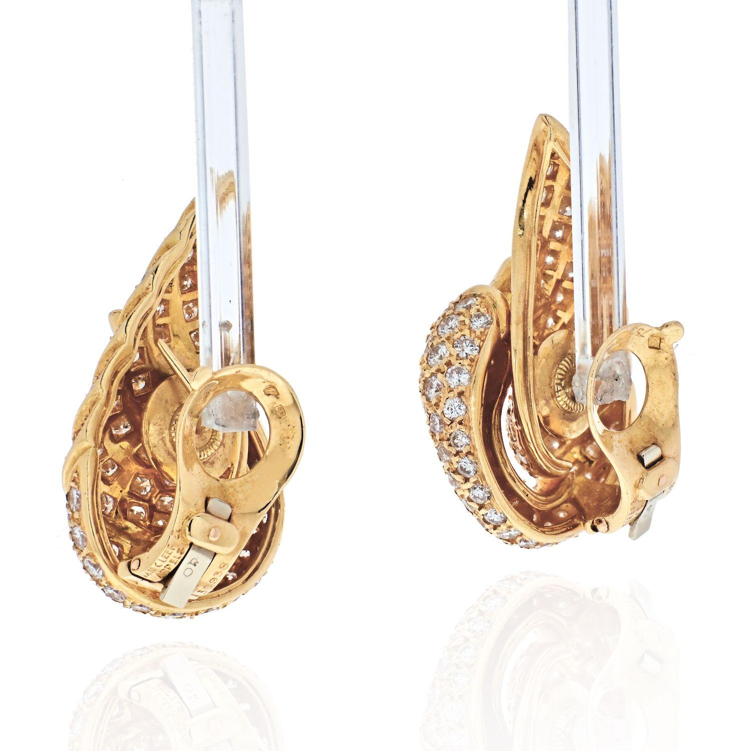 Modern Van Cleef & Arpels 18K Yellow Gold Diamond Swan Earrings
