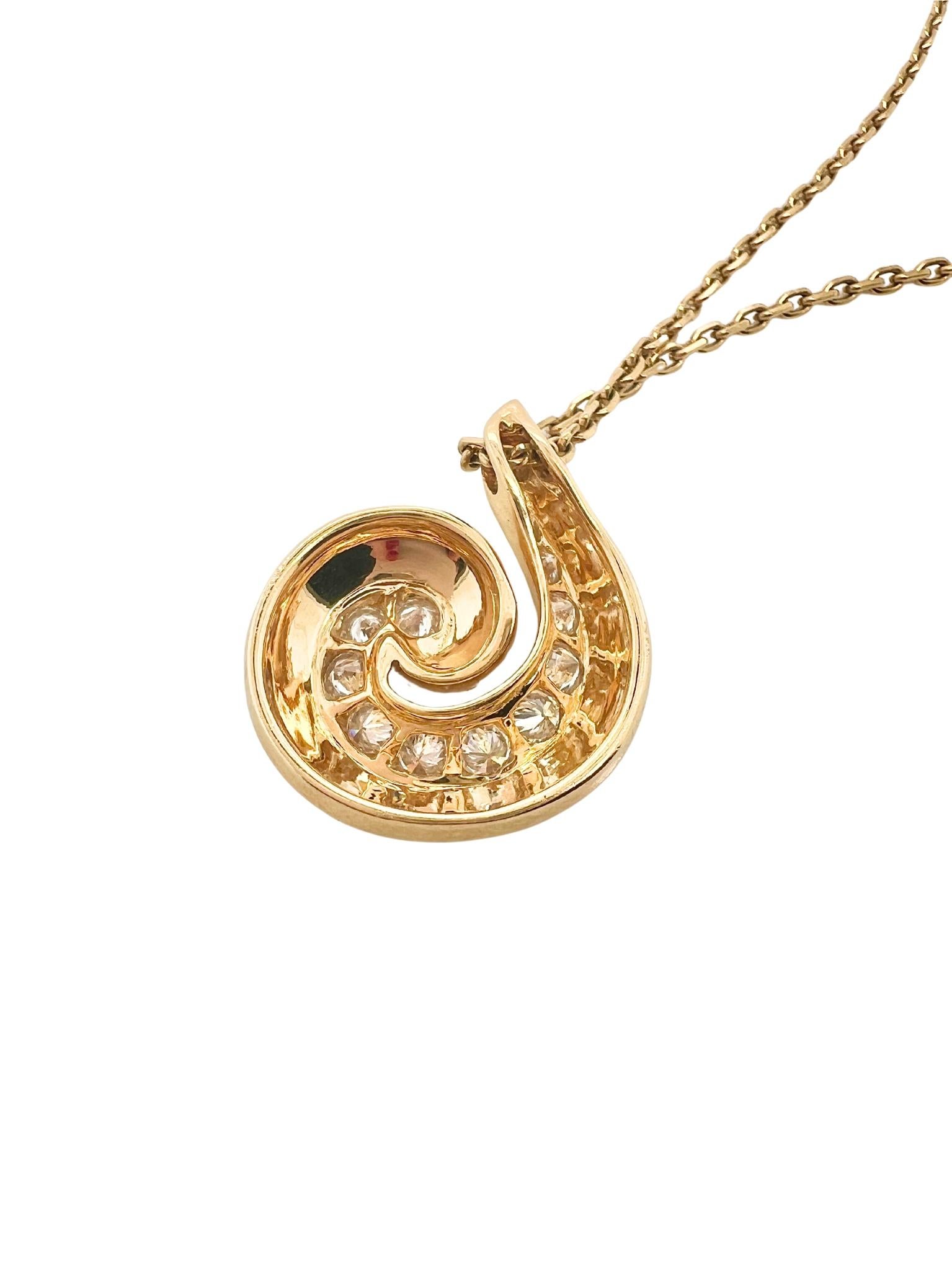 Van Cleef & Arpels 18k Gelbgold Diamond Swirl Halskette im Zustand „Hervorragend“ im Angebot in New York, NY