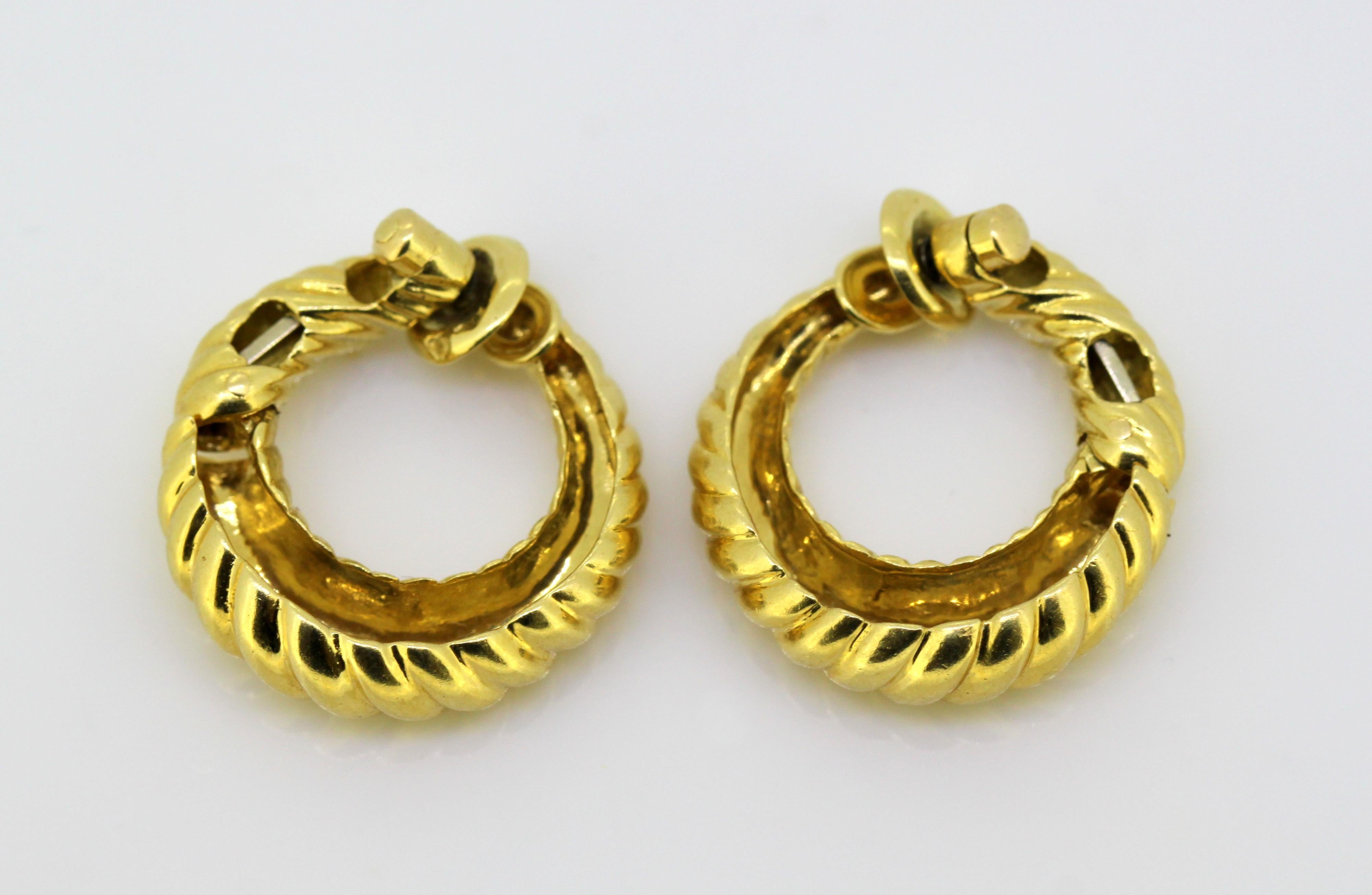 Van Cleef & Arpels 18 Karat Yellow Gold Earrings 4