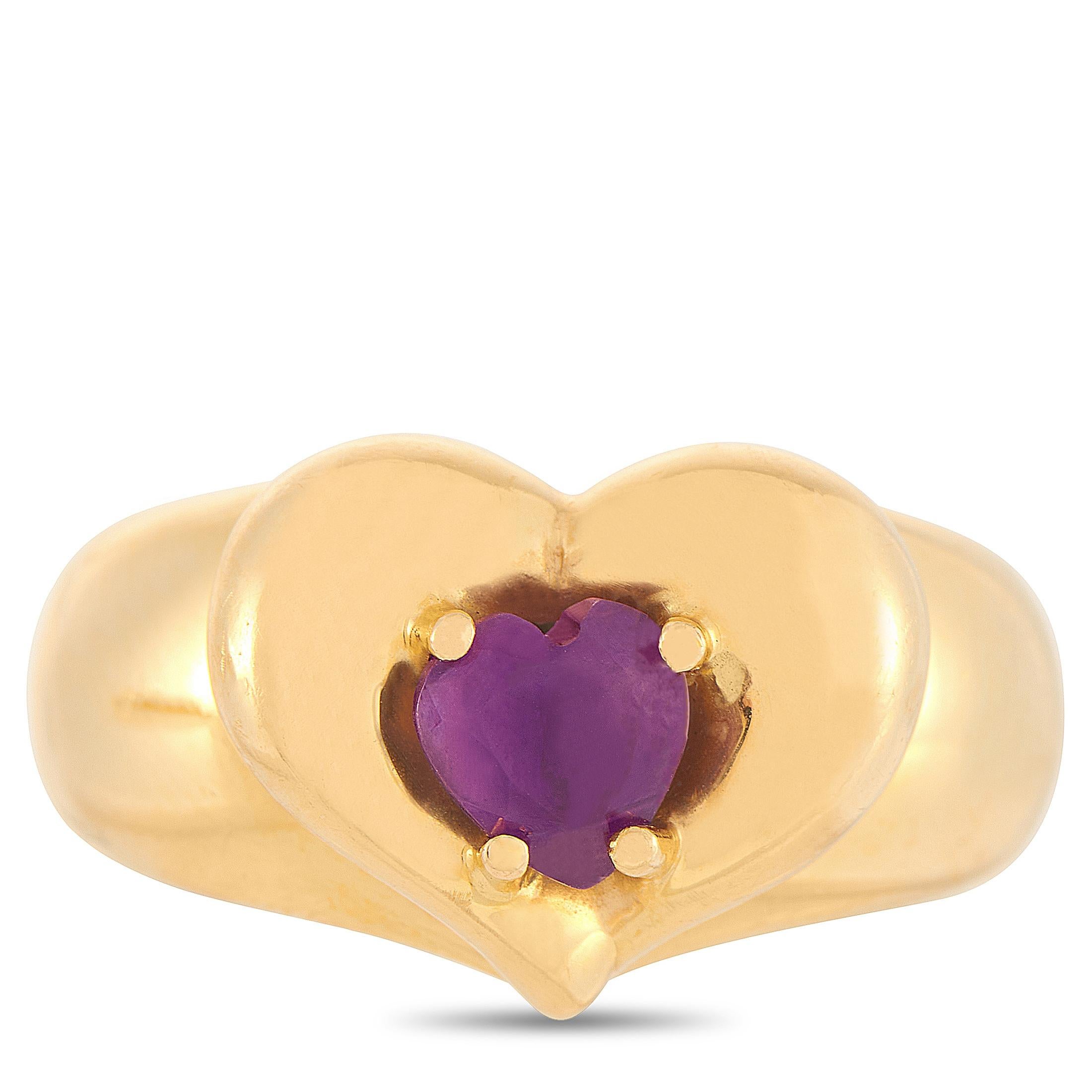 Heart Cut Van Cleef & Arpels 18 Karat Yellow Gold Heart-Shaped Amethyst Ring
