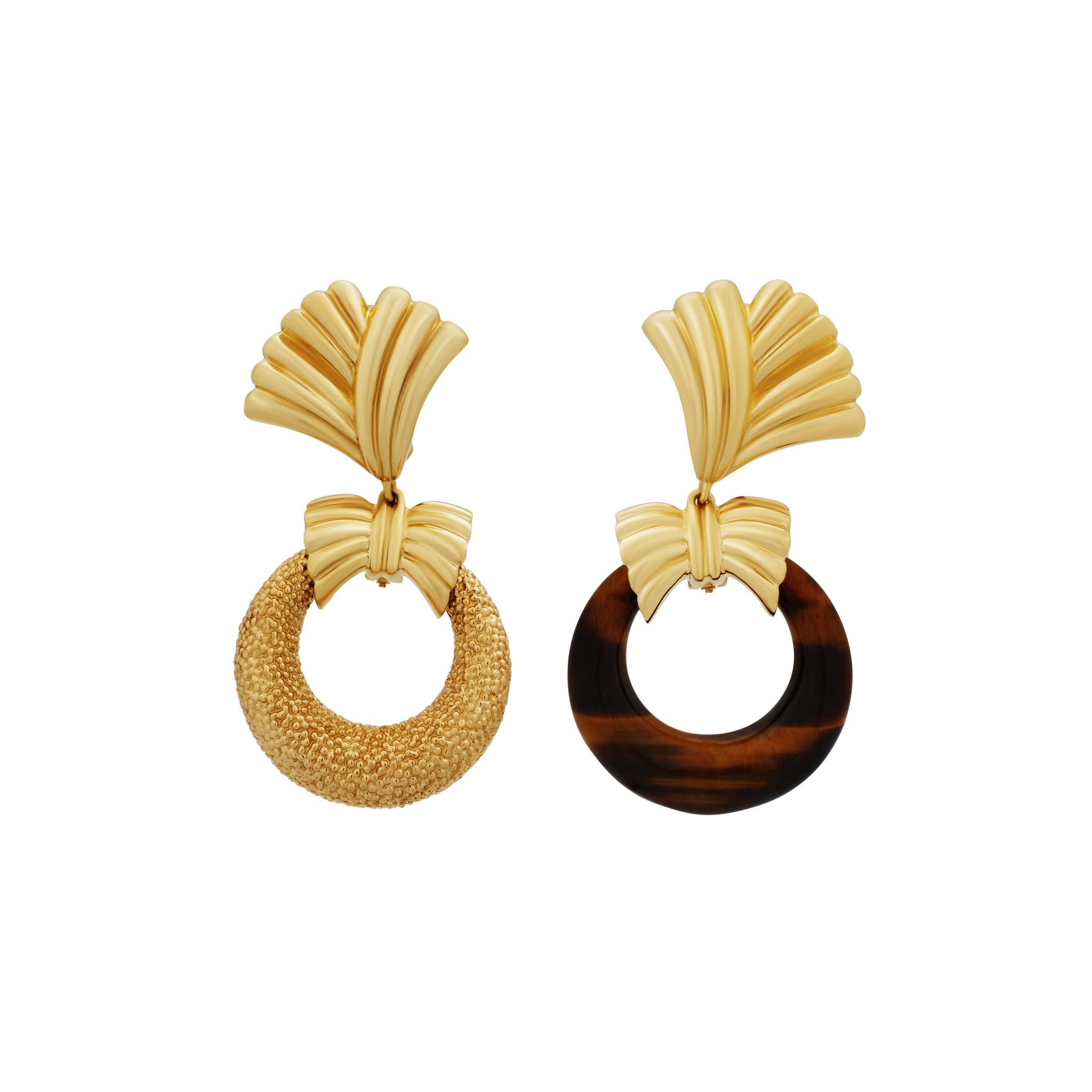 Van Cleef & Arpels 18 Karat Gold Interchangeable Door Knocker Hoop Earrings 2