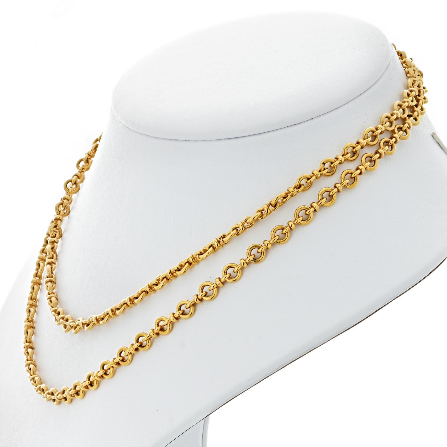 A beautiful vintage string of handmade links by Van Cleef & Arpels crafted in 18k yellow gold. 

31 inches long and is 48 grams. 

A stunning chain that you won't be able to find anywhere else. It is vintage, handmade and it's Van Cleef & Arpels.