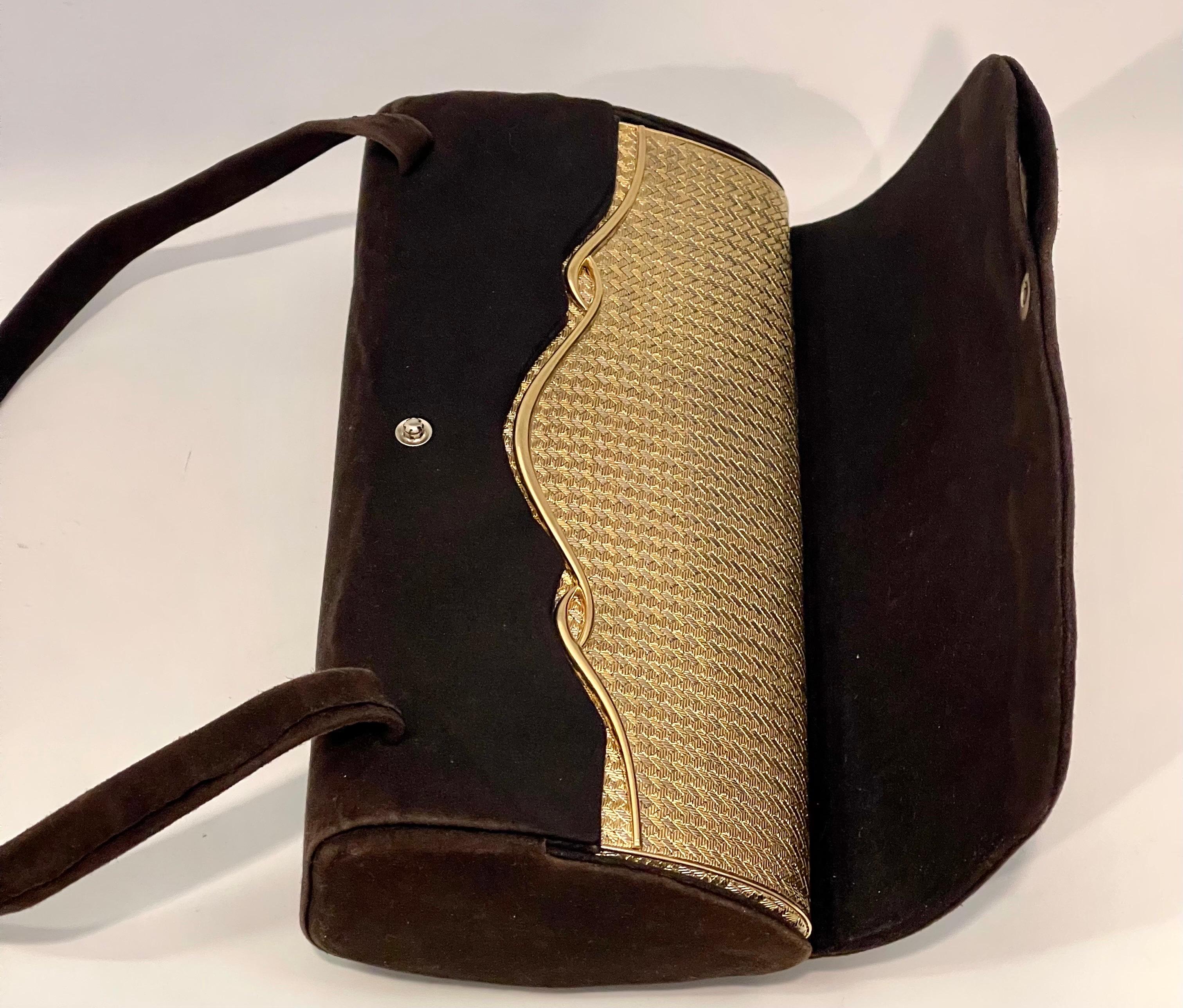 Art Deco Massoni Rome 1960s 18K Yellow Gold Woven Mesh Clutch Handbag  Mirror Inside Rare For Sale