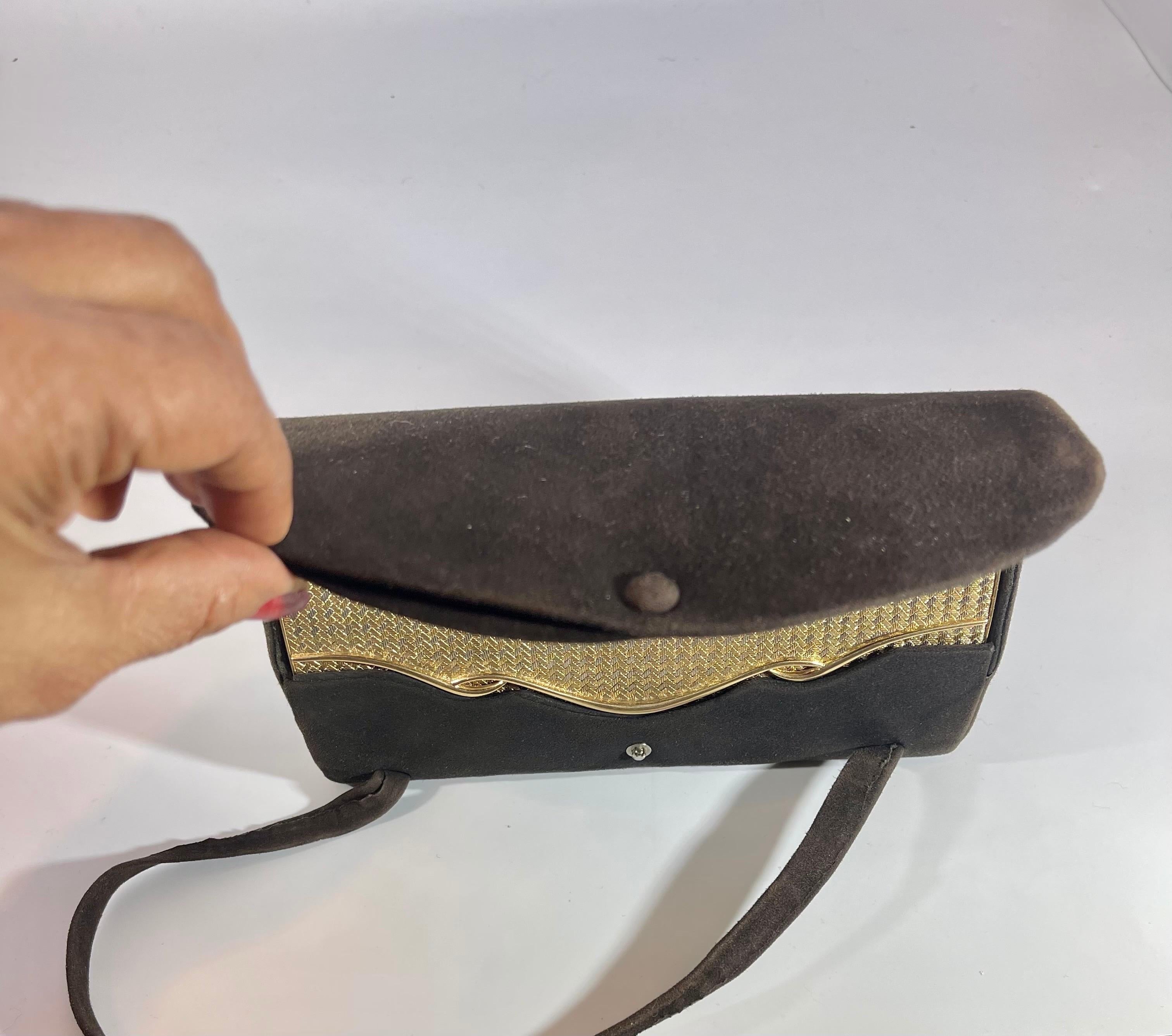 Van Cleef & Arpels 18K Yellow Gold Mesh Clutch Handbag with Mirror Inside, Rare For Sale 5