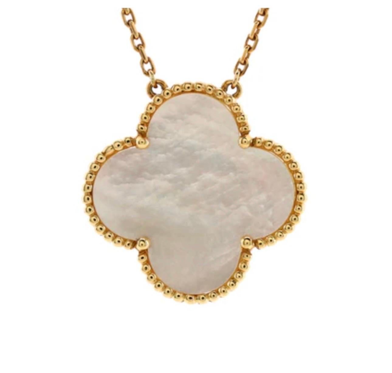 VAN CLEEF & ARPELS 18k Yellow Gold Mother of Pearl  Vintage Alhambra Pendant 3