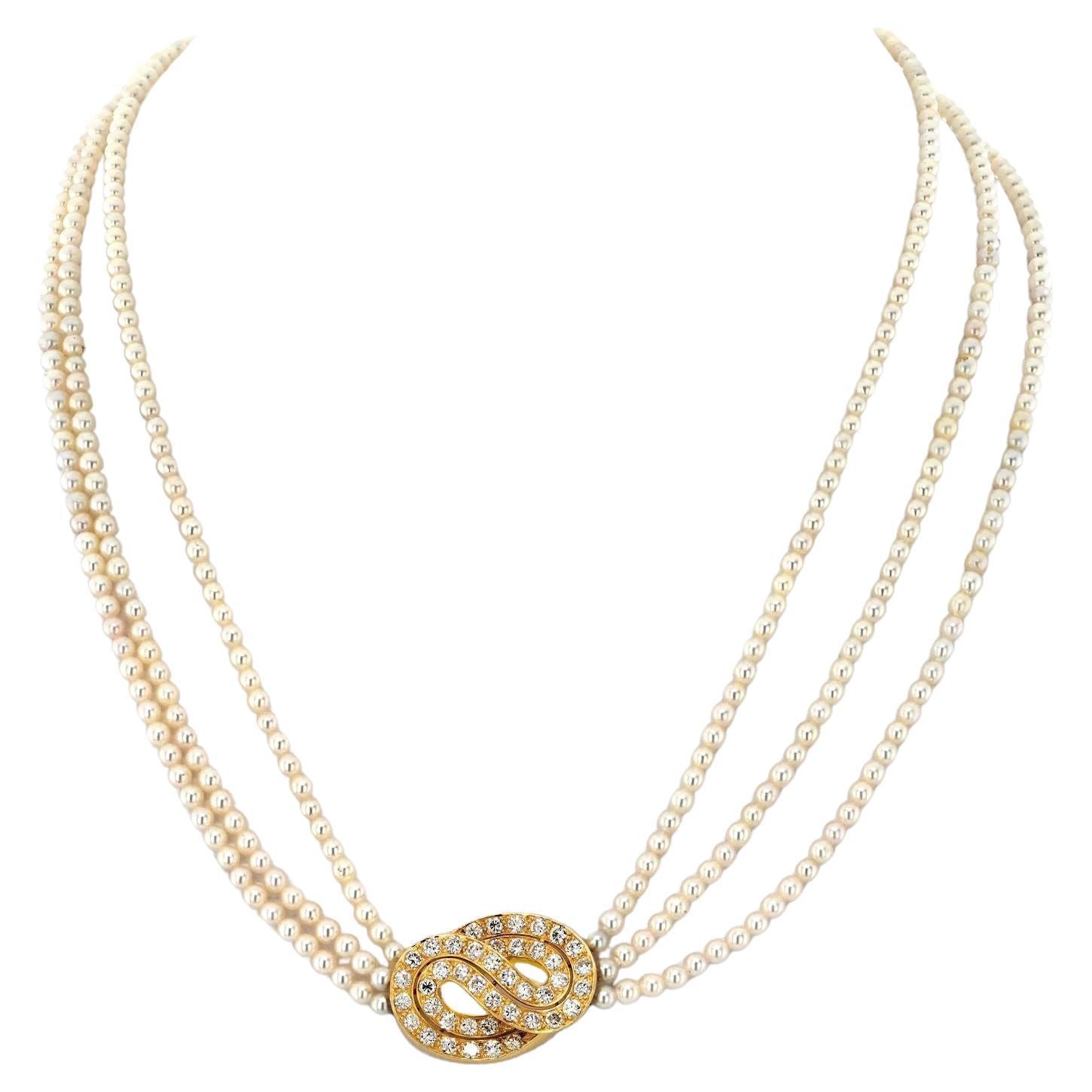 Van Cleef & Arpels Halskette aus 18 Karat Gelbgold mit mehrstrangigen Perlen und Diamanten im Angebot