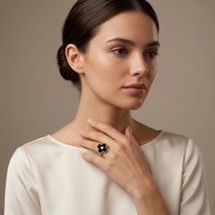 Van Cleef & Arpels 18k Yellow Gold Onyx Clover Motif and Diamond Ring