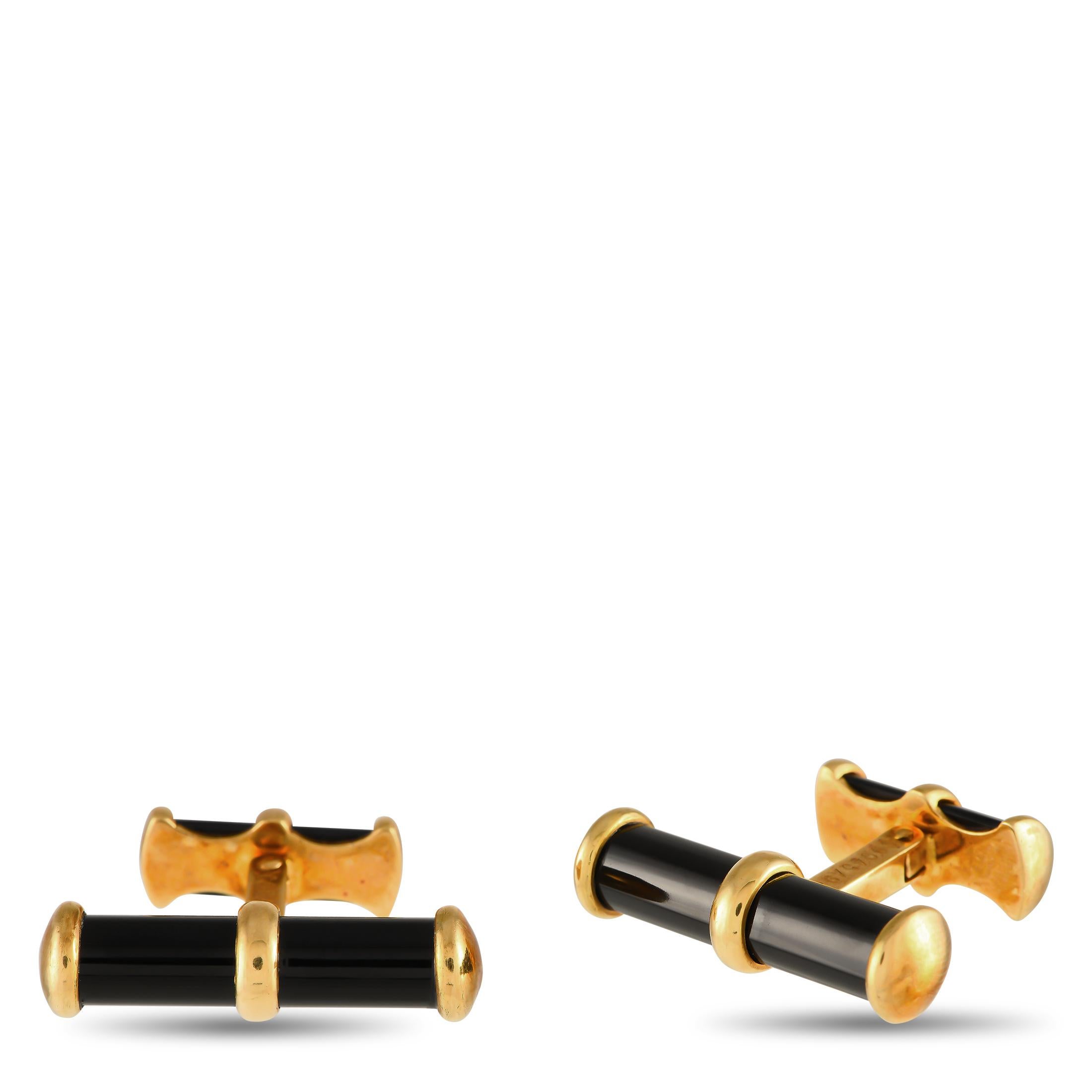 Van Cleef & Arpels 18K Yellow Gold Onyx Cufflinks In Excellent Condition In Southampton, PA