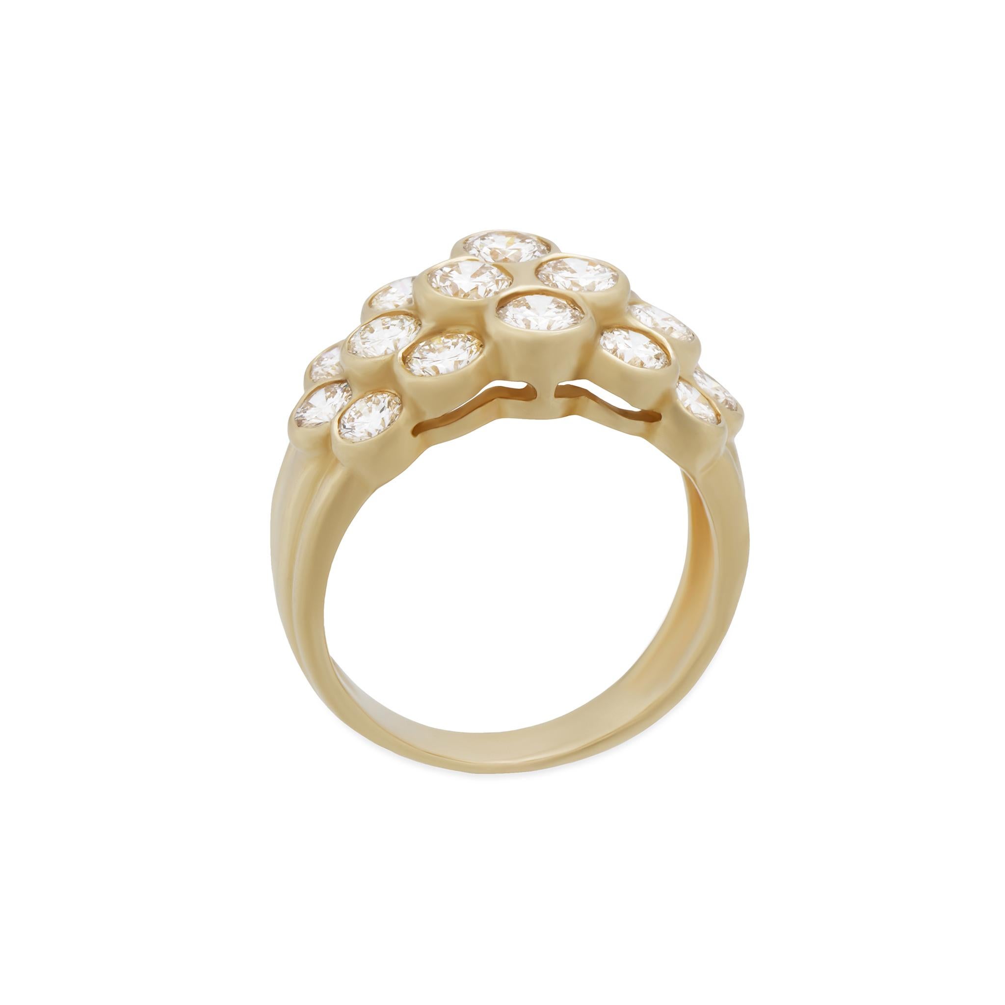 Women's Van Cleef & Arpels 18 Karat Yellow Gold Pavé Diamond Ring