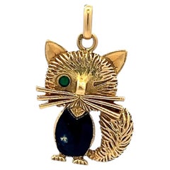 Van Cleef & Arpels 18K Yellow Gold Pendant with 0.03 Carat Emerald