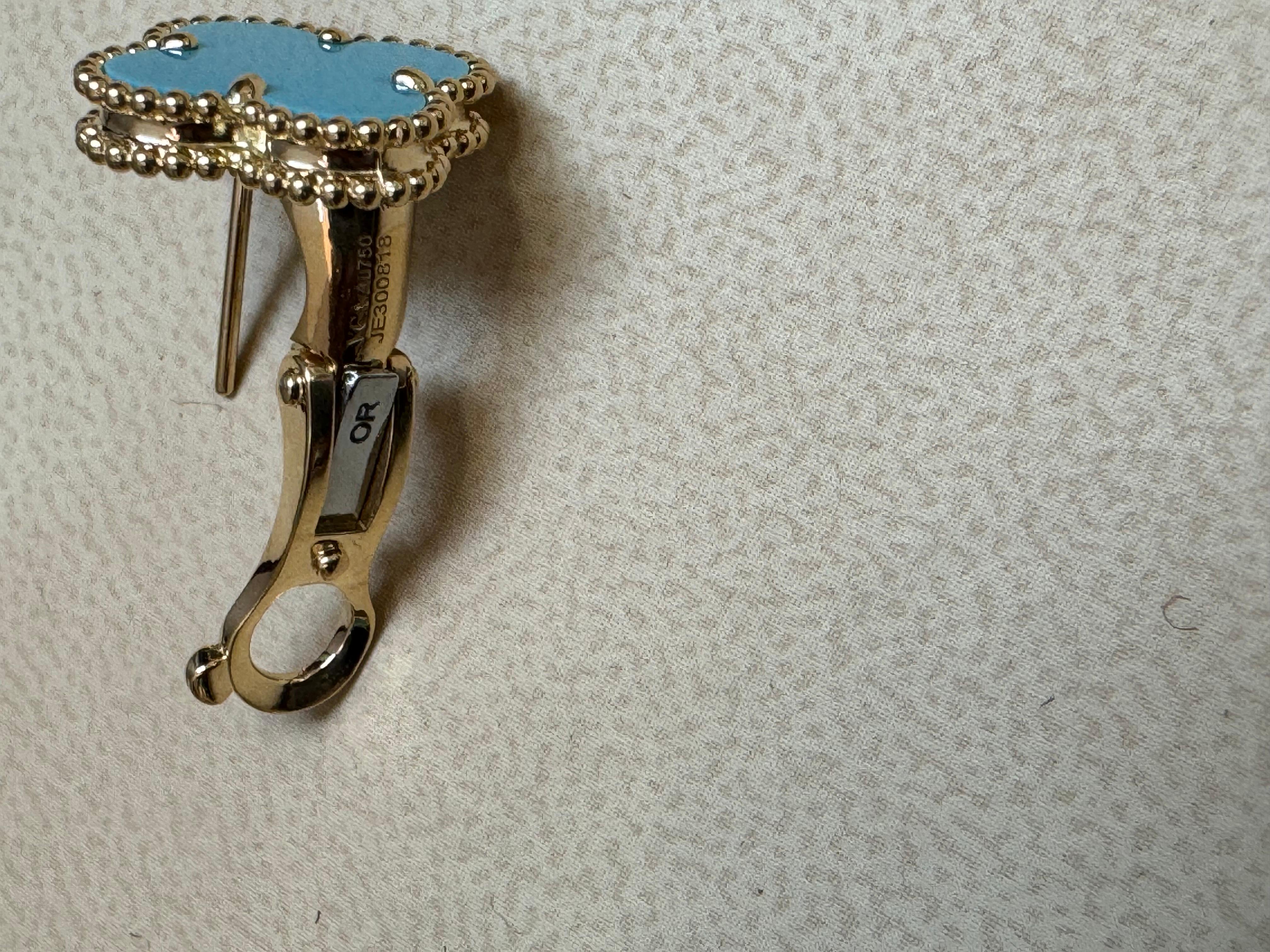 VAN CLEEF & ARPELS Orecchini Alhambra d'epoca in oro giallo 18k con turchese 7