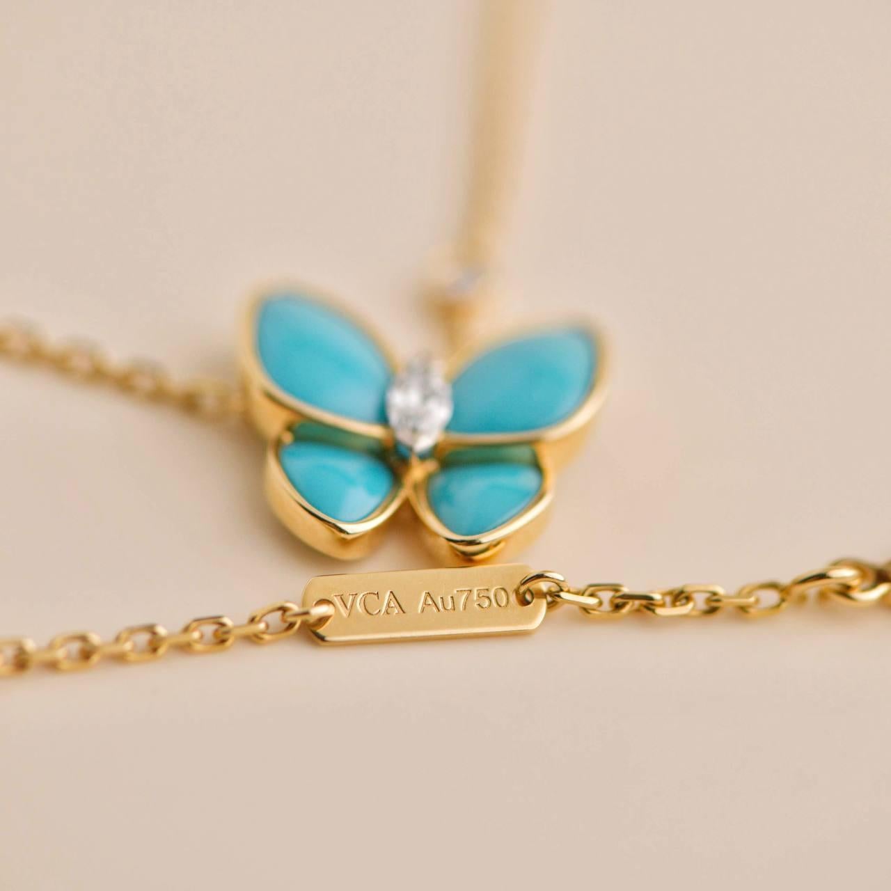Van Cleef & Arpels 18K Yellow Gold Turquosie Two Butterfly Diamond Pendant In Excellent Condition For Sale In Banbury, GB