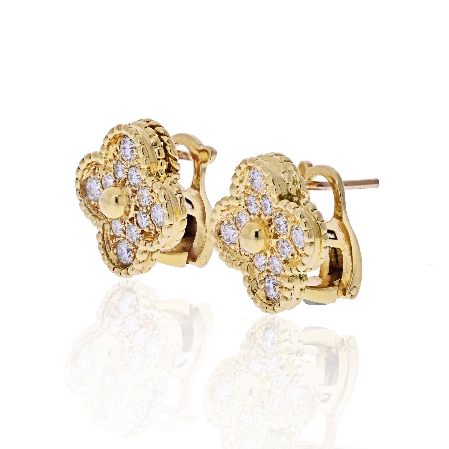 Vintage Alhambra earrings, yellow gold, round diamonds; diamond quality DEF, IF to VVS.
Round Cut Diamond: 24 stones, 0.97 carat.
Width: 14.6mm.
Posts with omega backing. 
VCA box included.