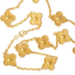 Van Cleef & Arpels 18 Karat Gelbgold Vintage Alhambra Halskette