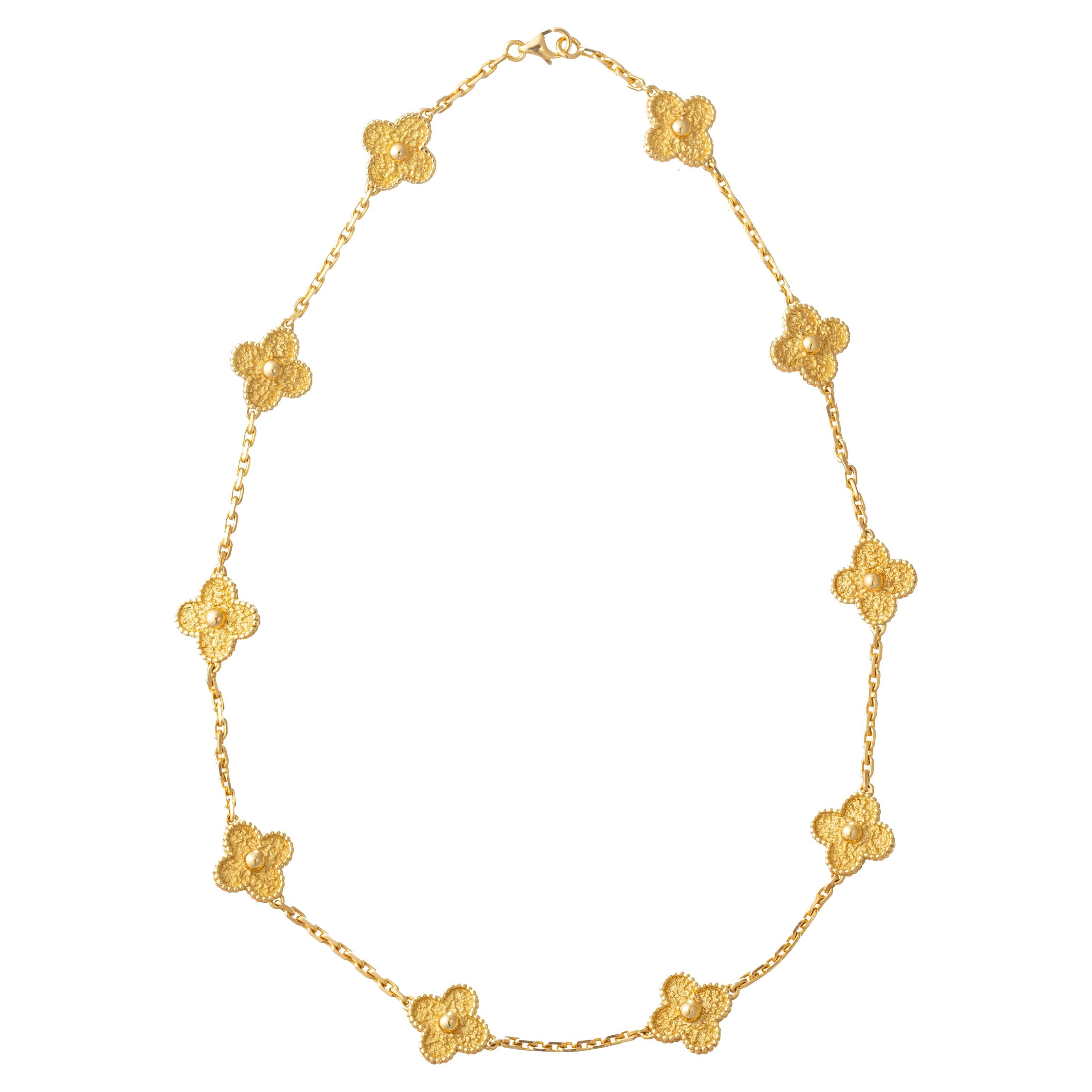 Van Cleef & Arpels Collier Alhambra vintage en or jaune 18 carats