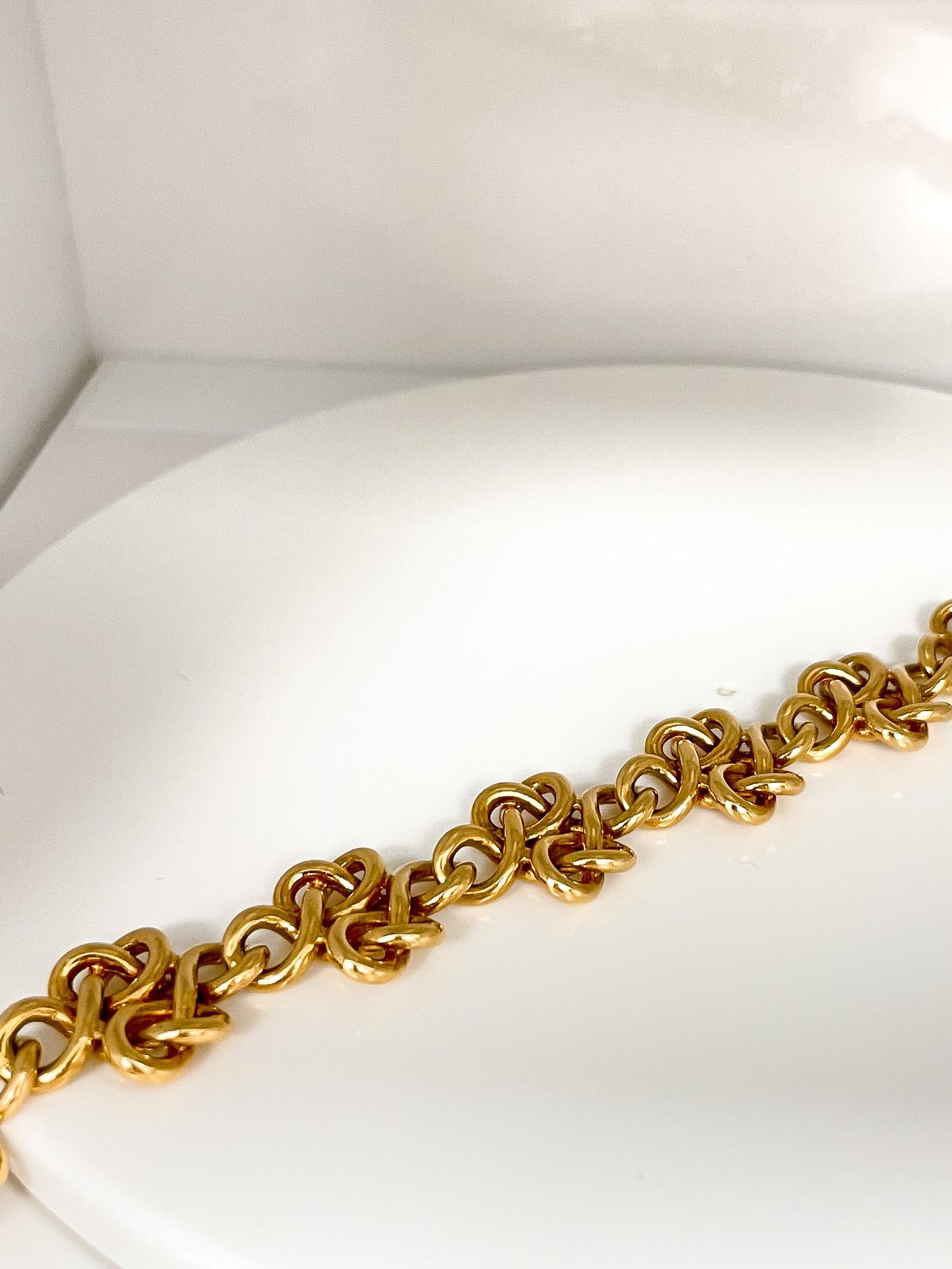 Van Cleef & Arpels 18K Yellow Gold Vintage Braided Open Link Bracelet In Excellent Condition In New York, NY