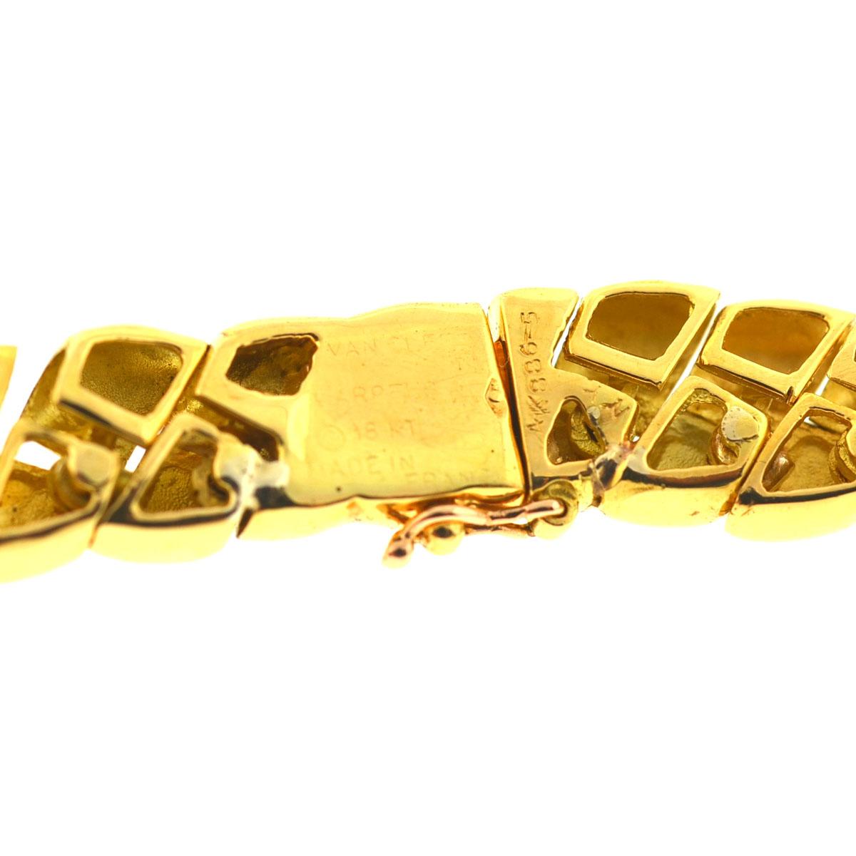 Van Cleef & Arpels 18 Karat Yellow Gold Vintage Diamond Choker Necklace In Excellent Condition In Boca Raton, FL