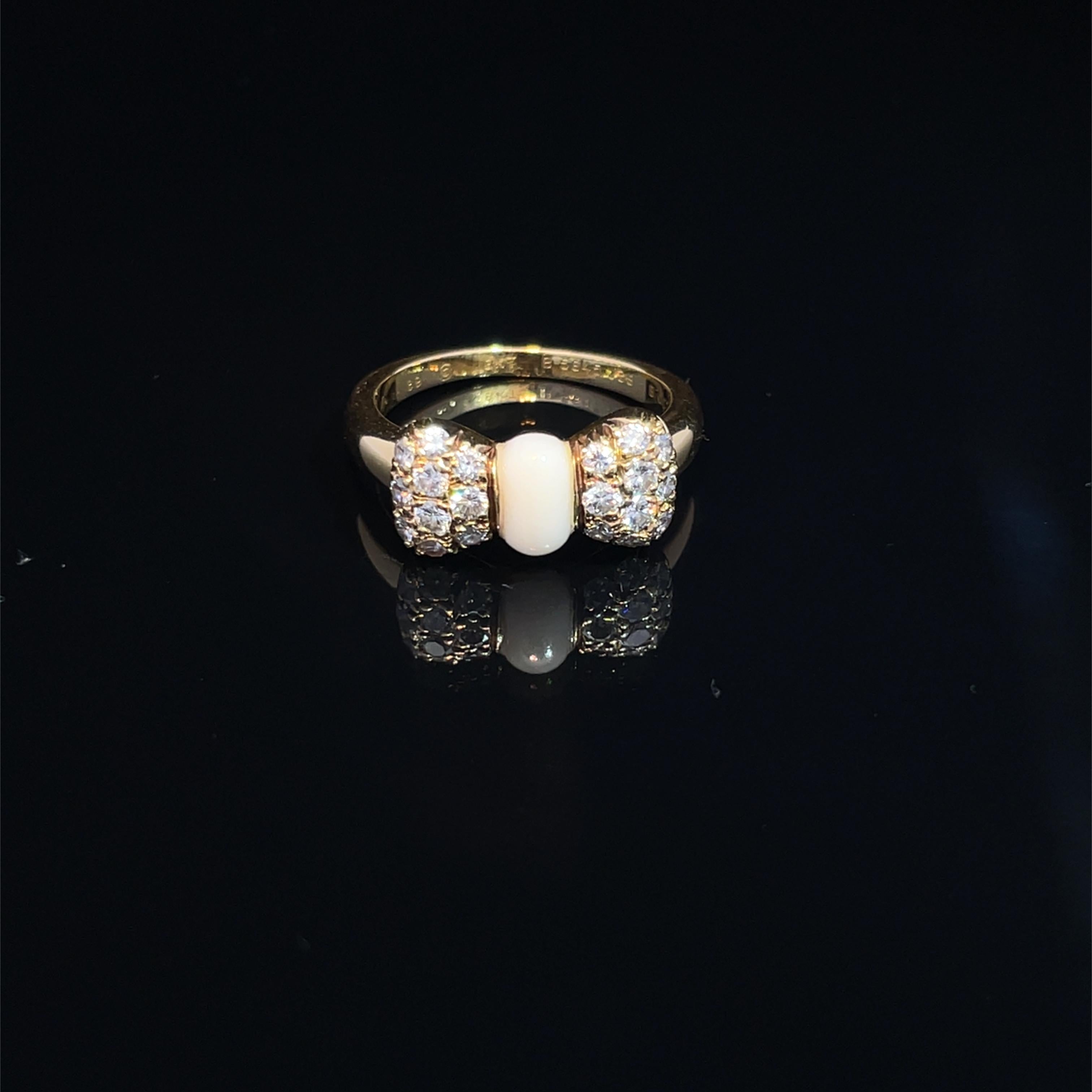 Van Cleef & Arpels 18k Yellow Gold White Coral & Diamond Bow Ring For Sale 7
